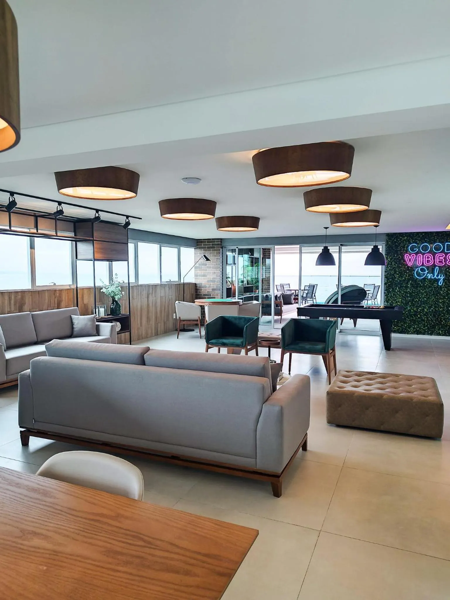 Billiard in RN Studio Premium