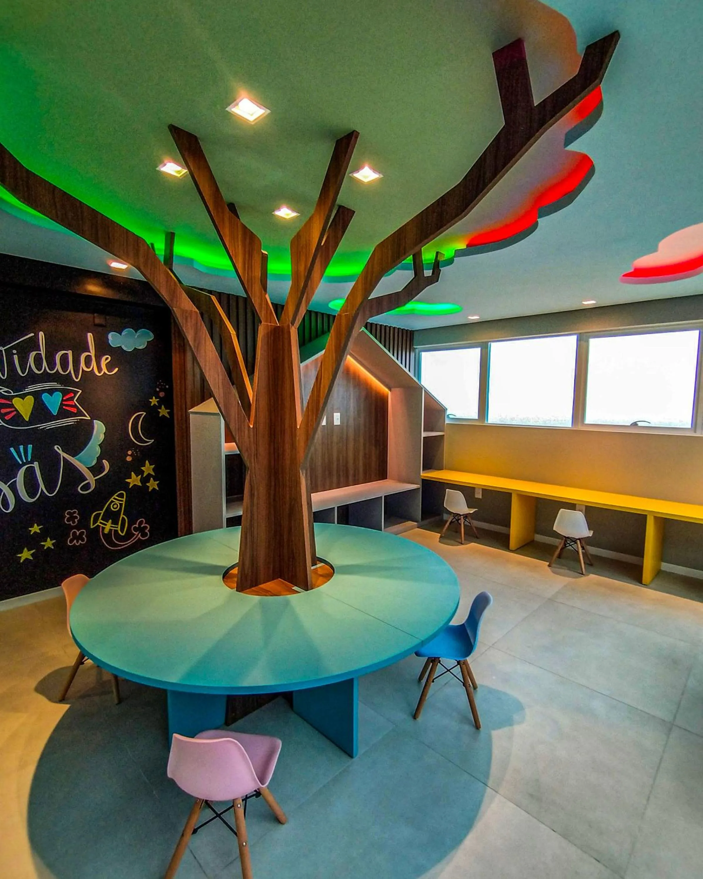 Kids's club in RN Studio Premium