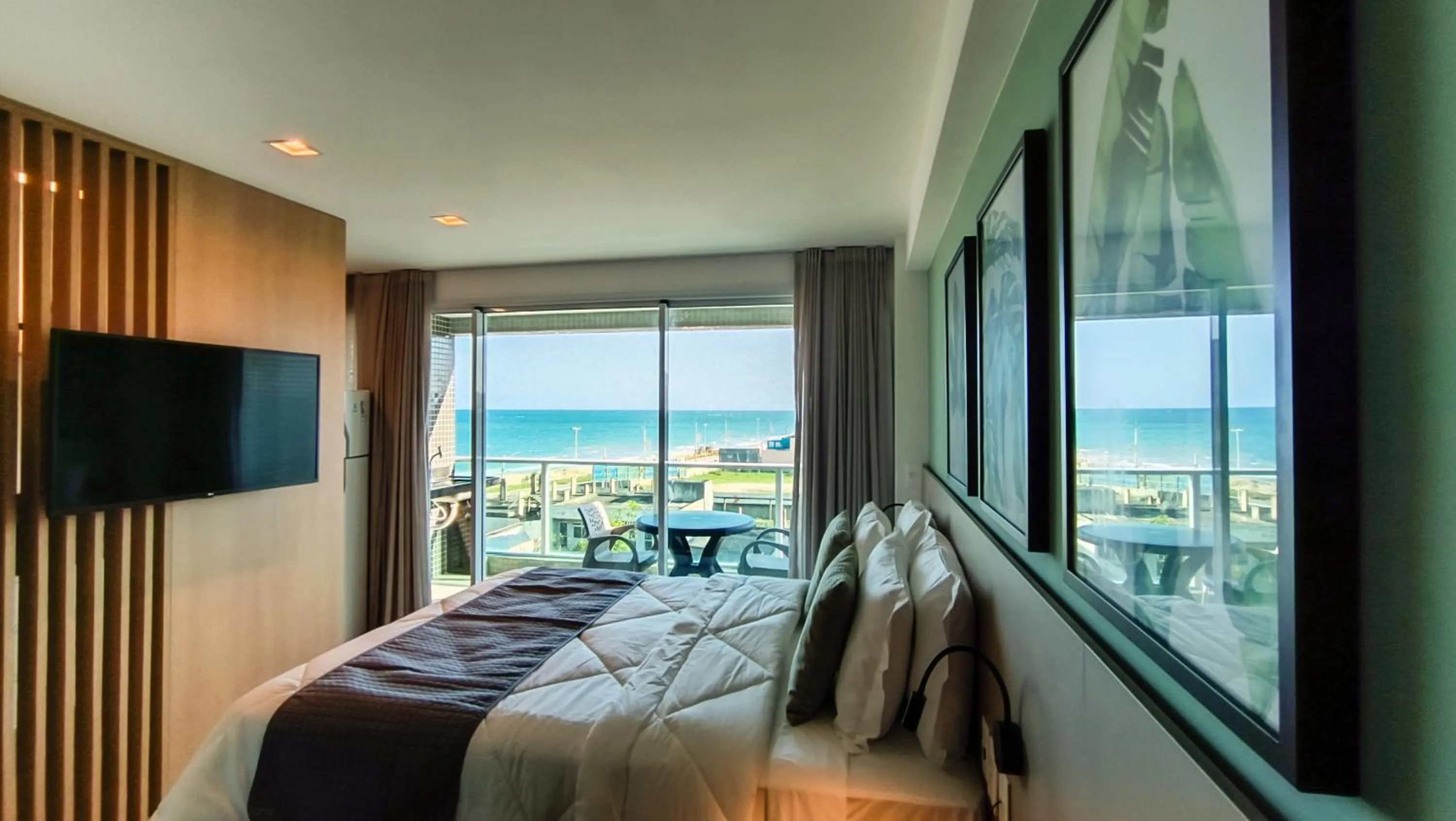 Sea view, Bed in RN Studio Premium