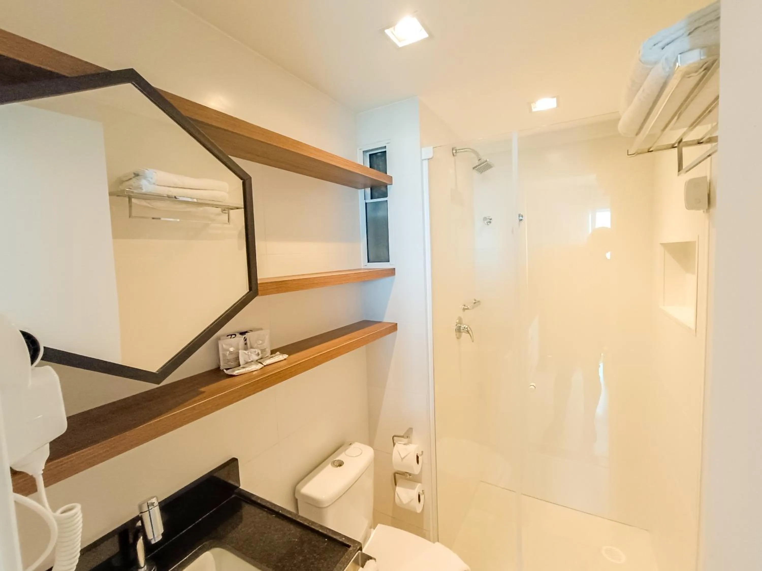 Shower in RN Studio Premium