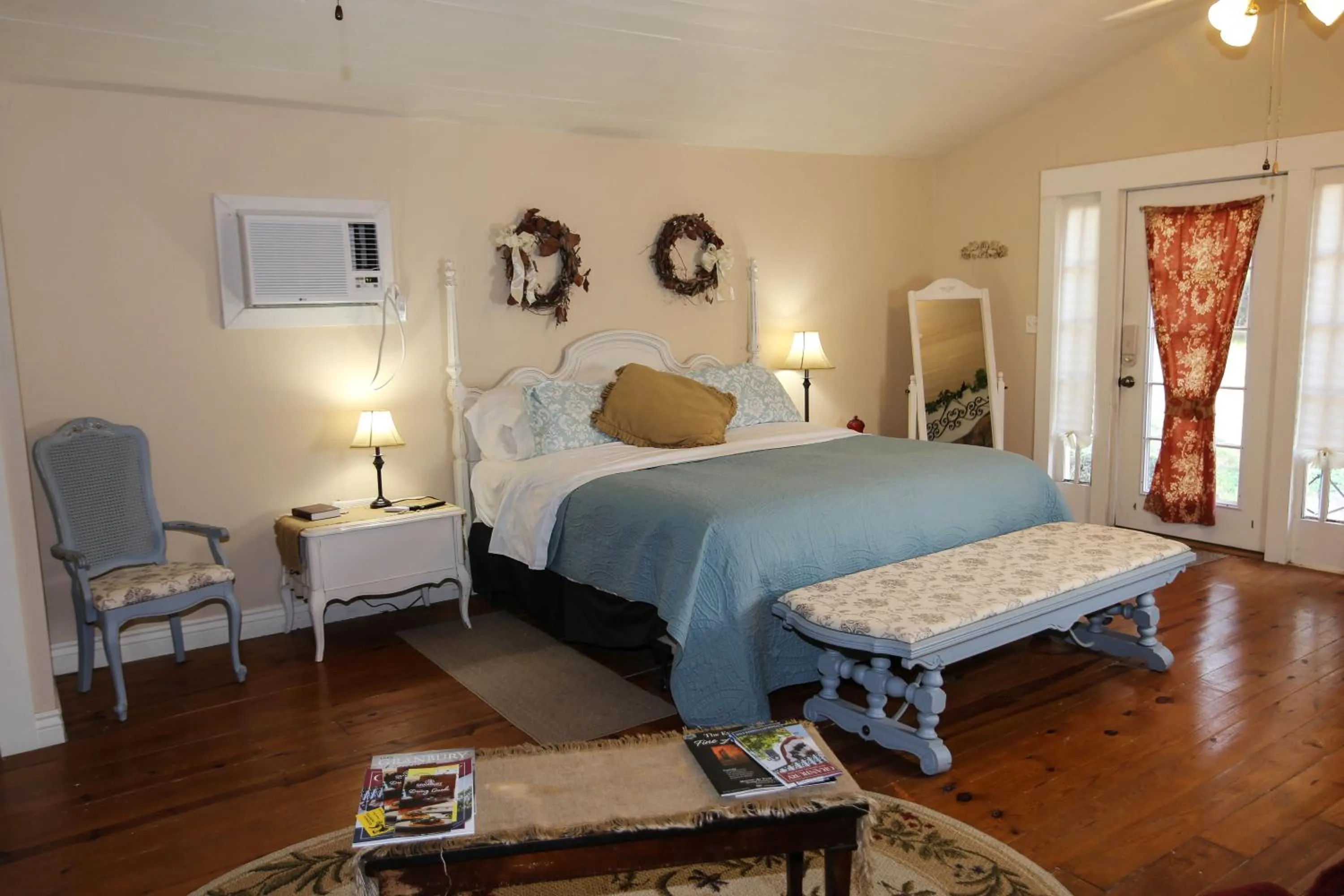 Bed in Iron Horse Inn