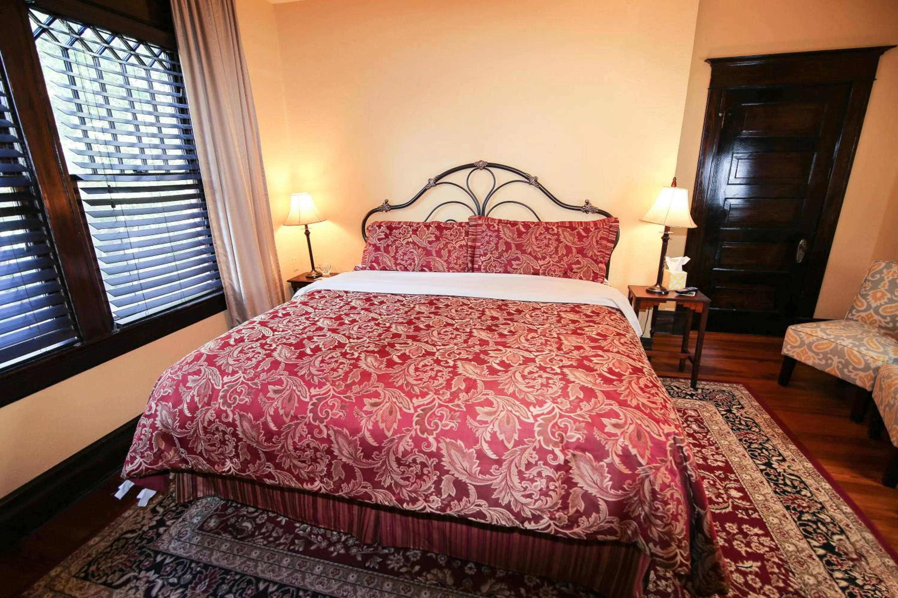 Bed in Iron Horse Inn