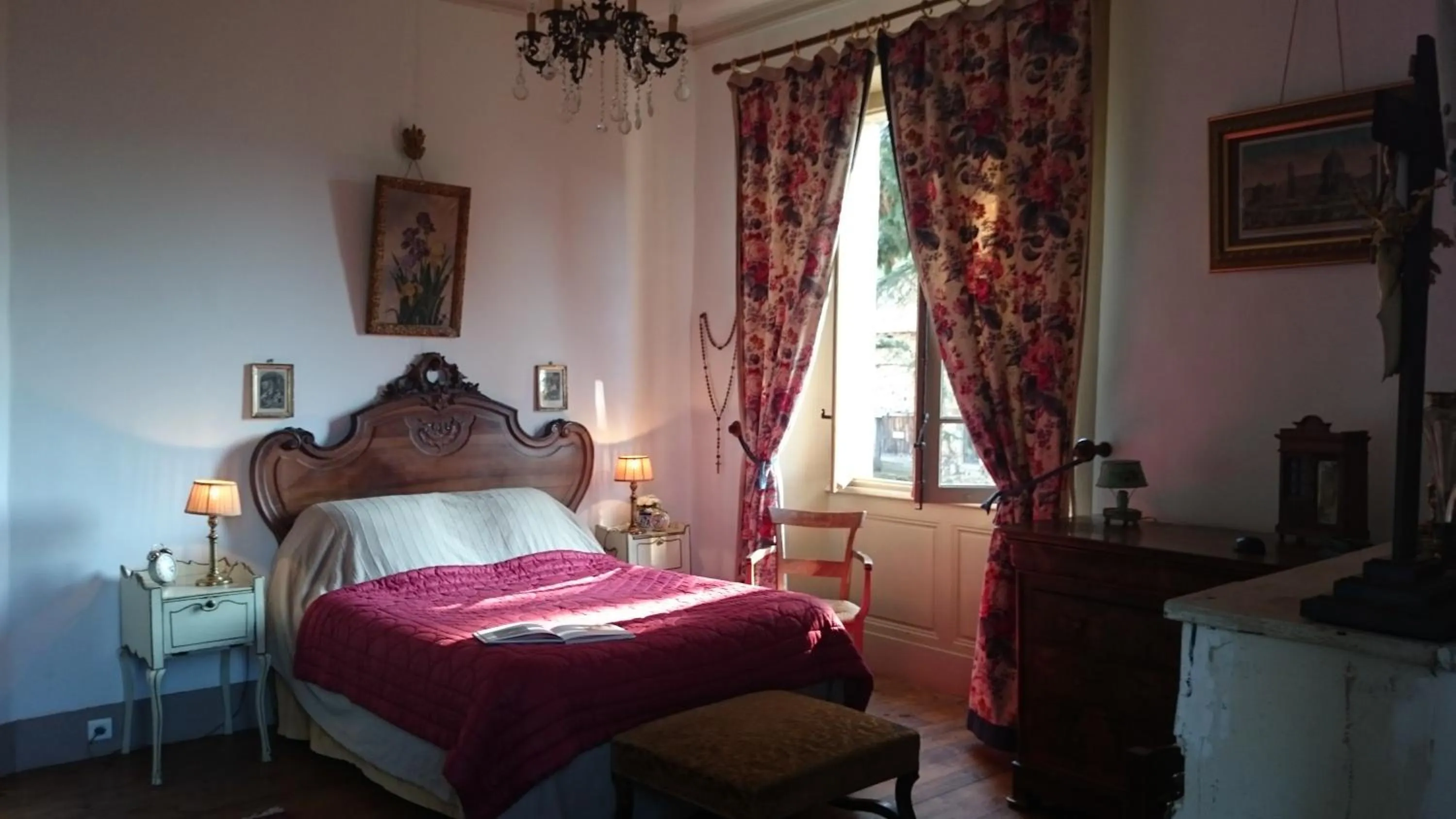 Bed in Chateau de Durianne