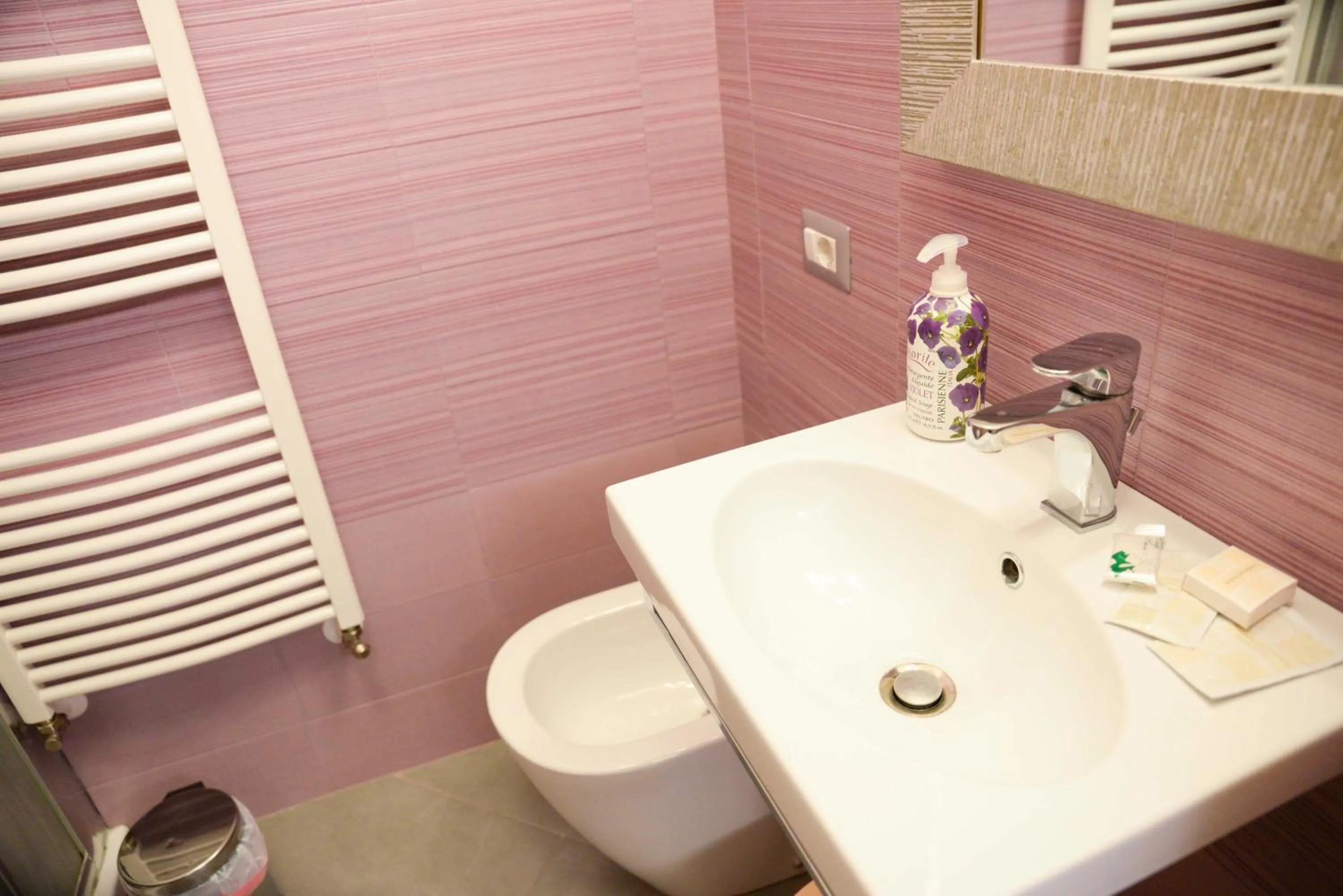 Bathroom in San Marciano