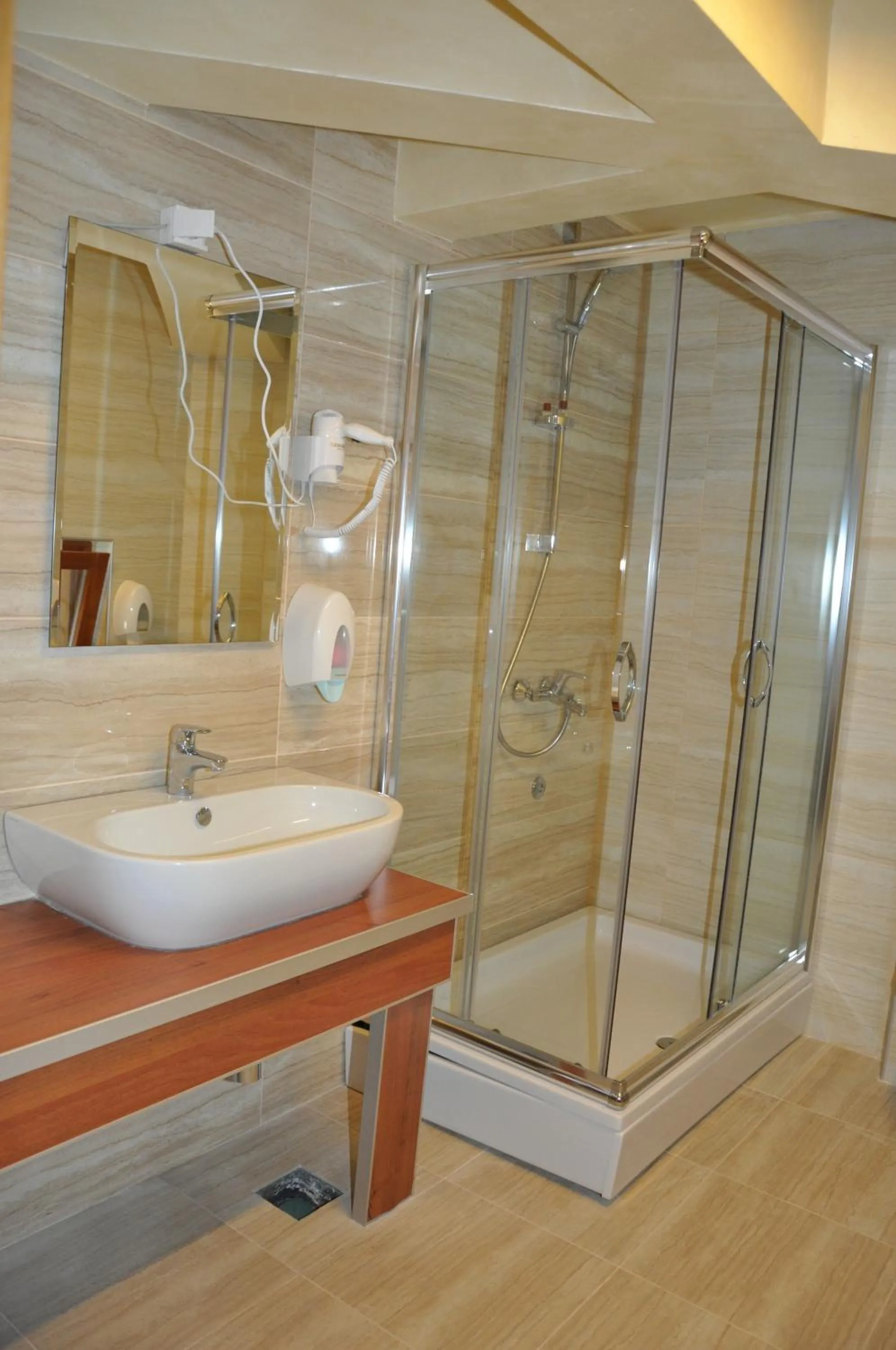 Bathroom in Motel Tara MB