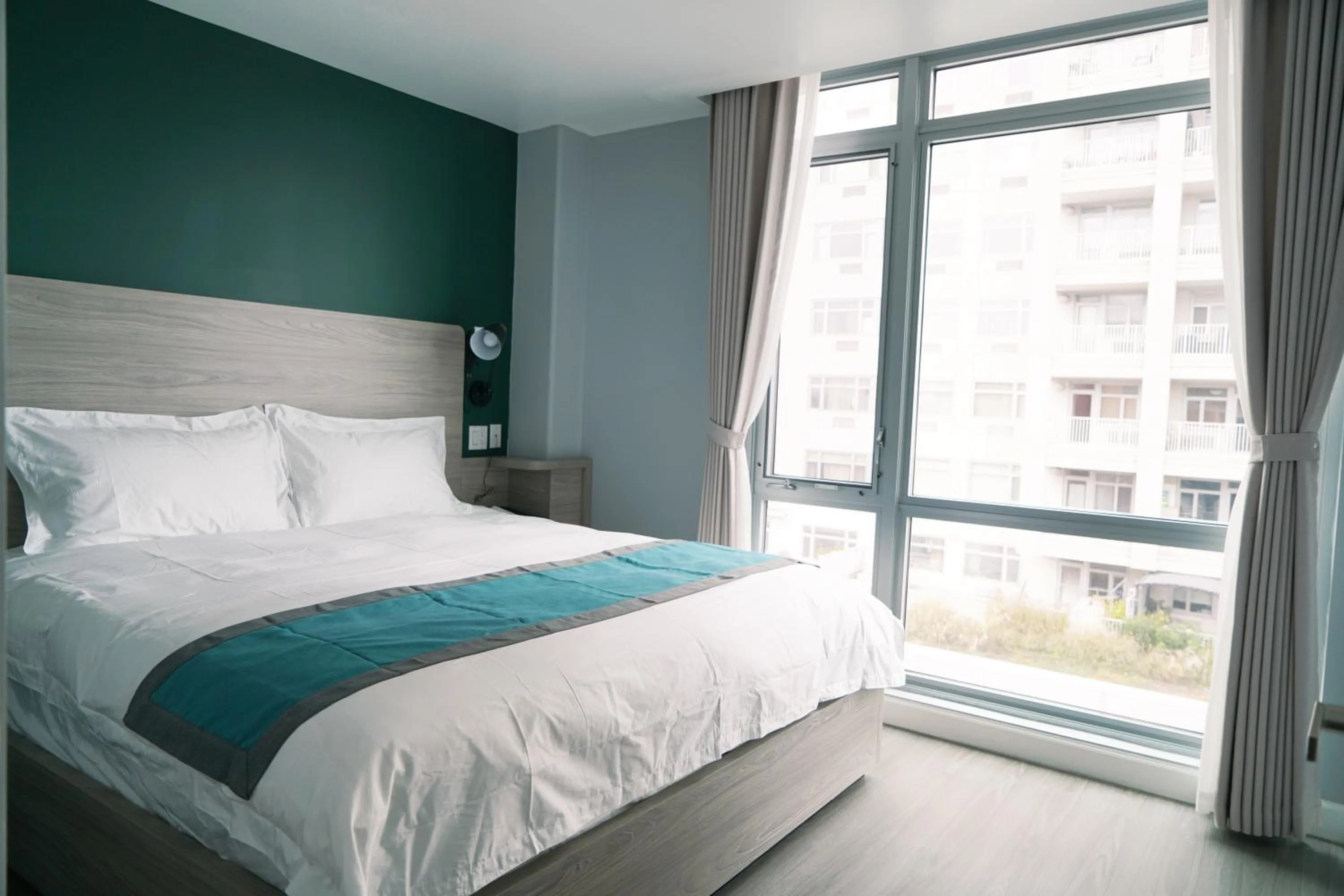 Bed in Starlight Hotel