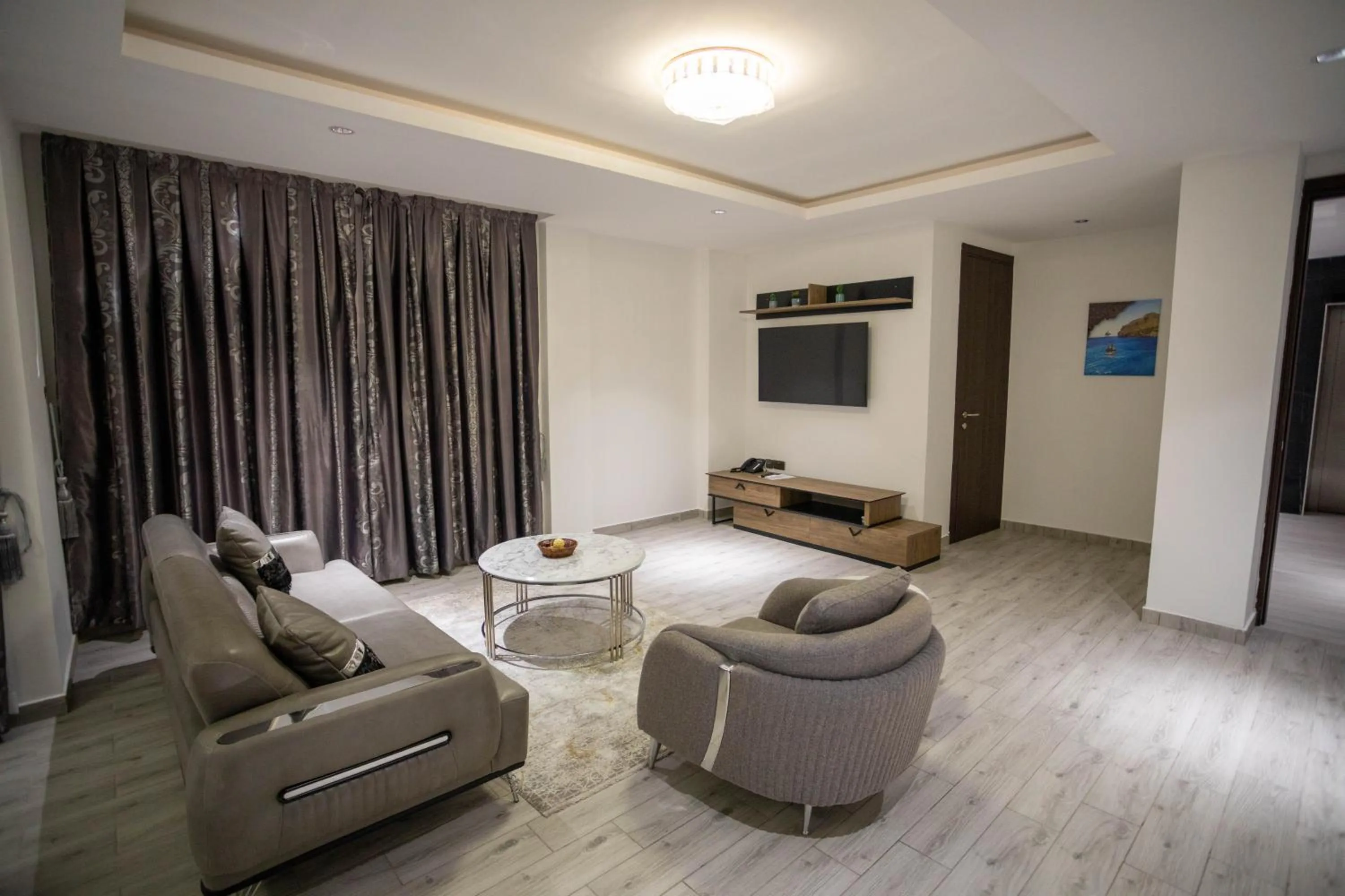 TV and multimedia in Veronique Heights