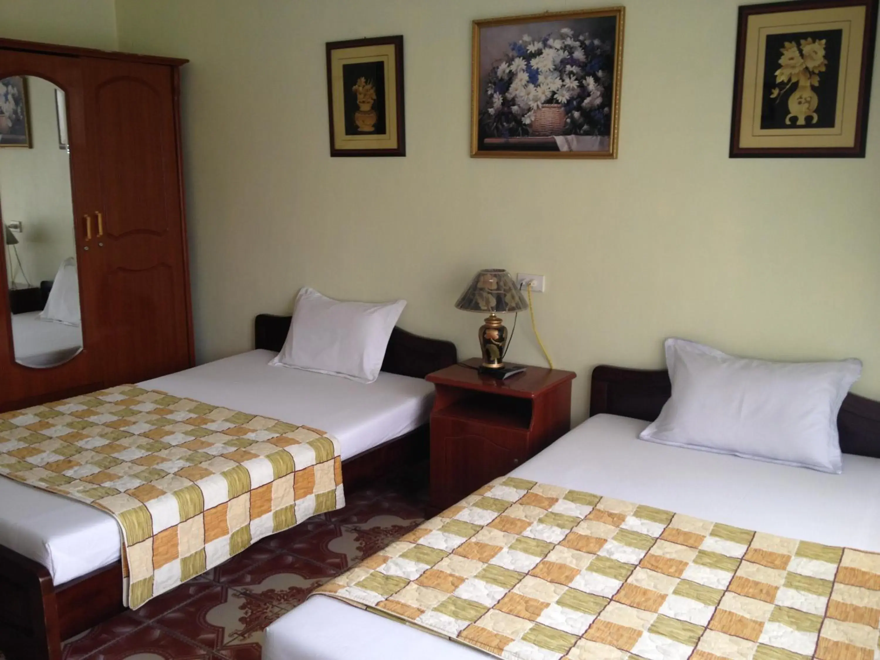 Quadruple Room in Hai Trang Hotel Quadruple Room in Hai Trang Hotel