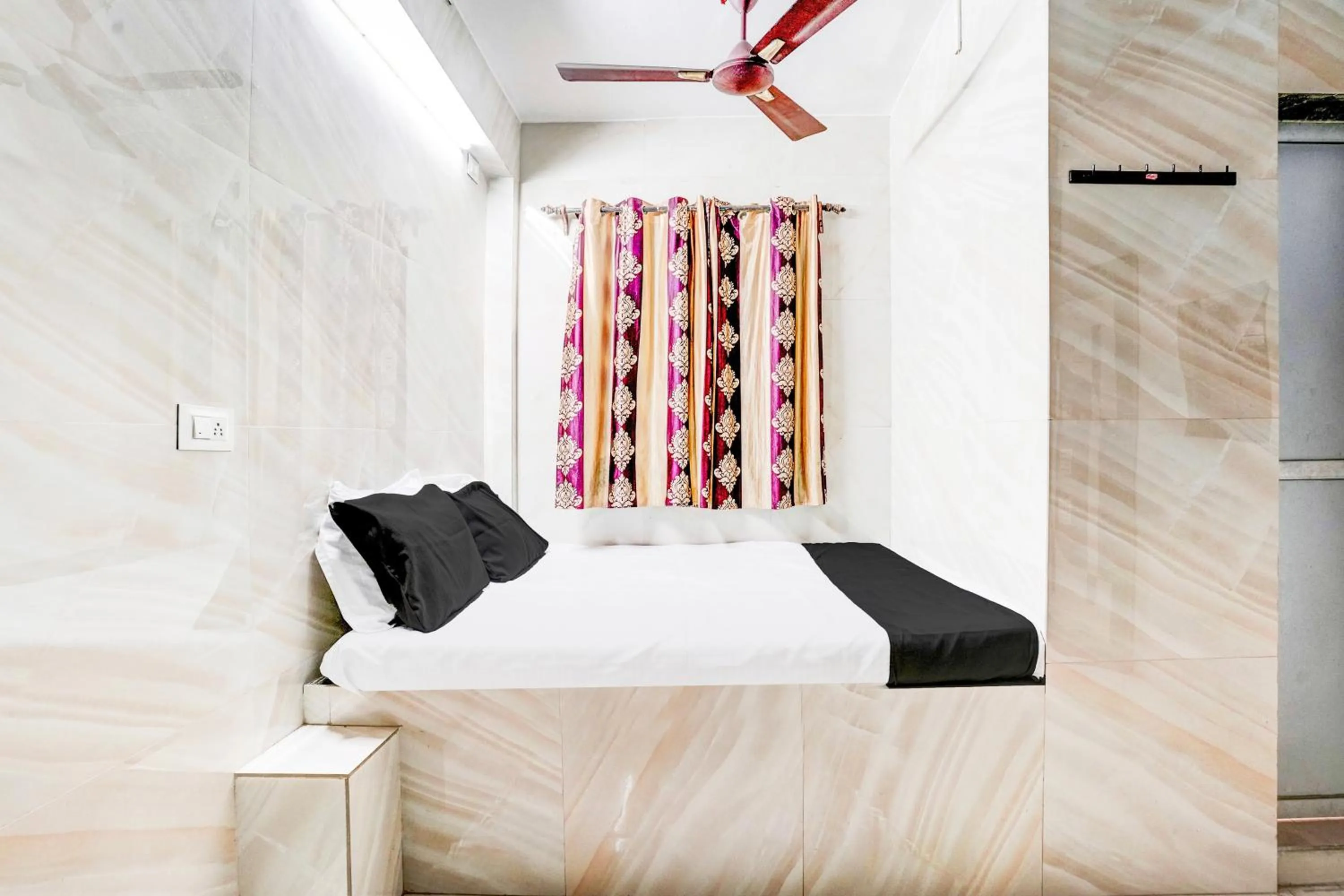 Bedroom, Bed in Hotel O Tulsi Resort