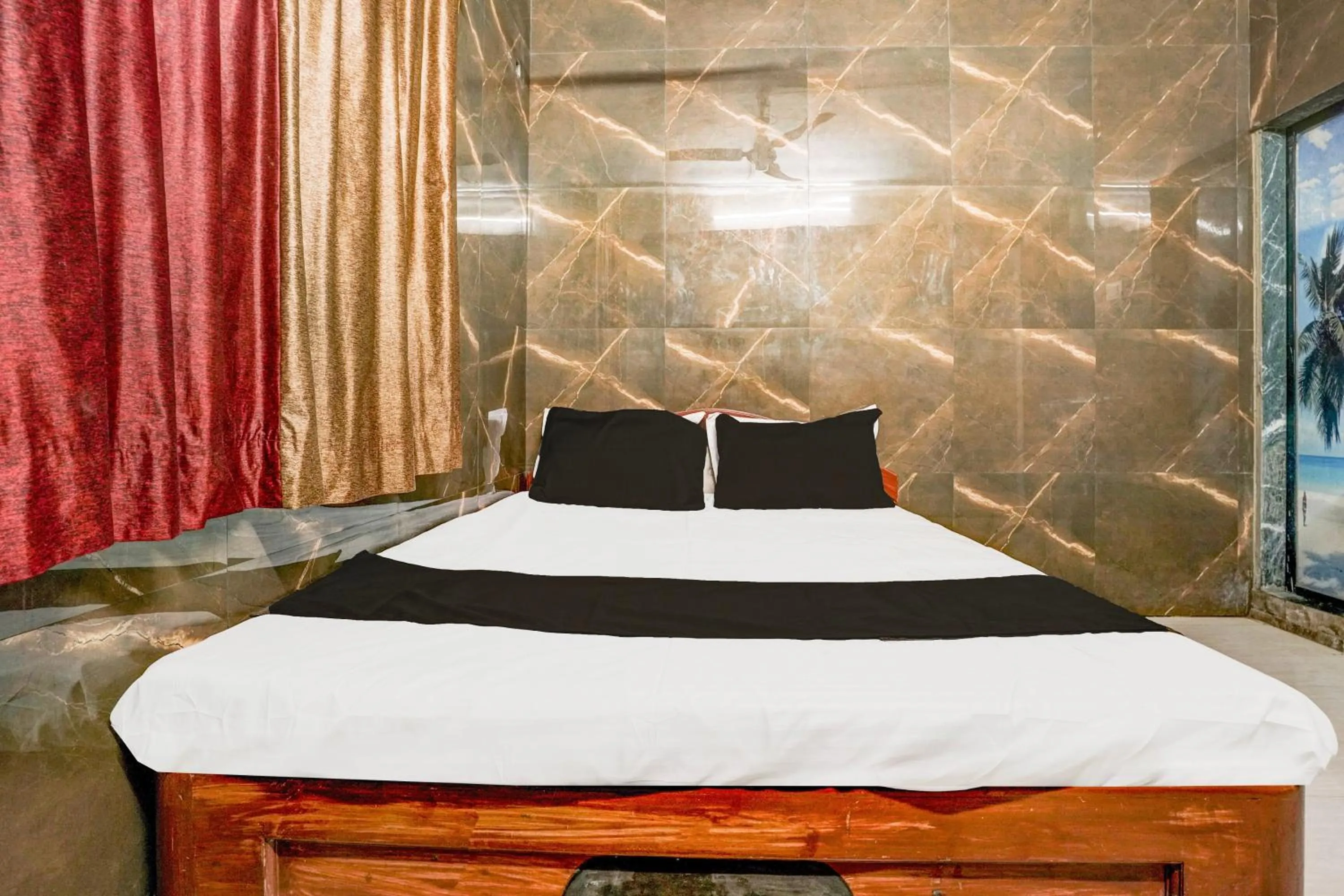 Bedroom, Bed in Hotel O Tulsi Resort