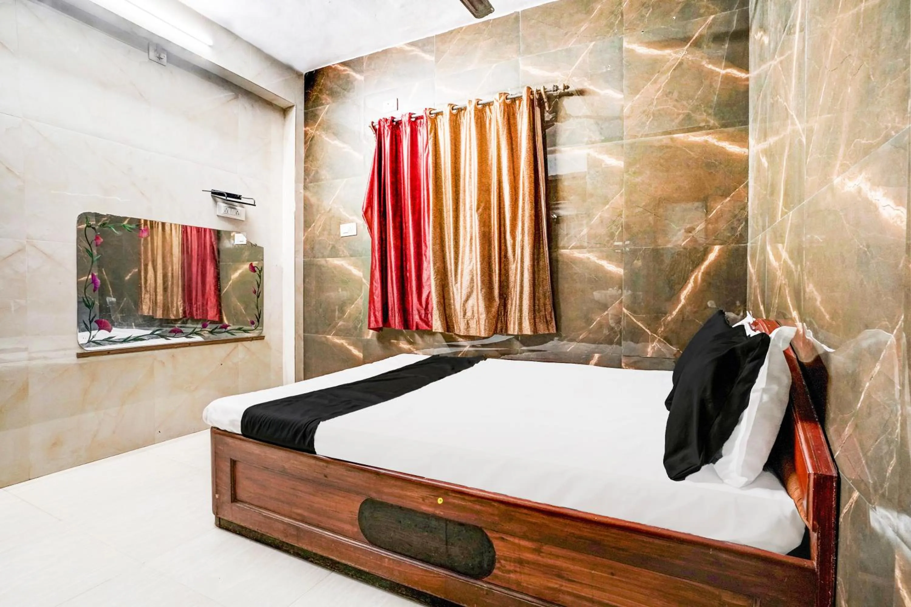 Bedroom, Bed in Hotel O Tulsi Resort