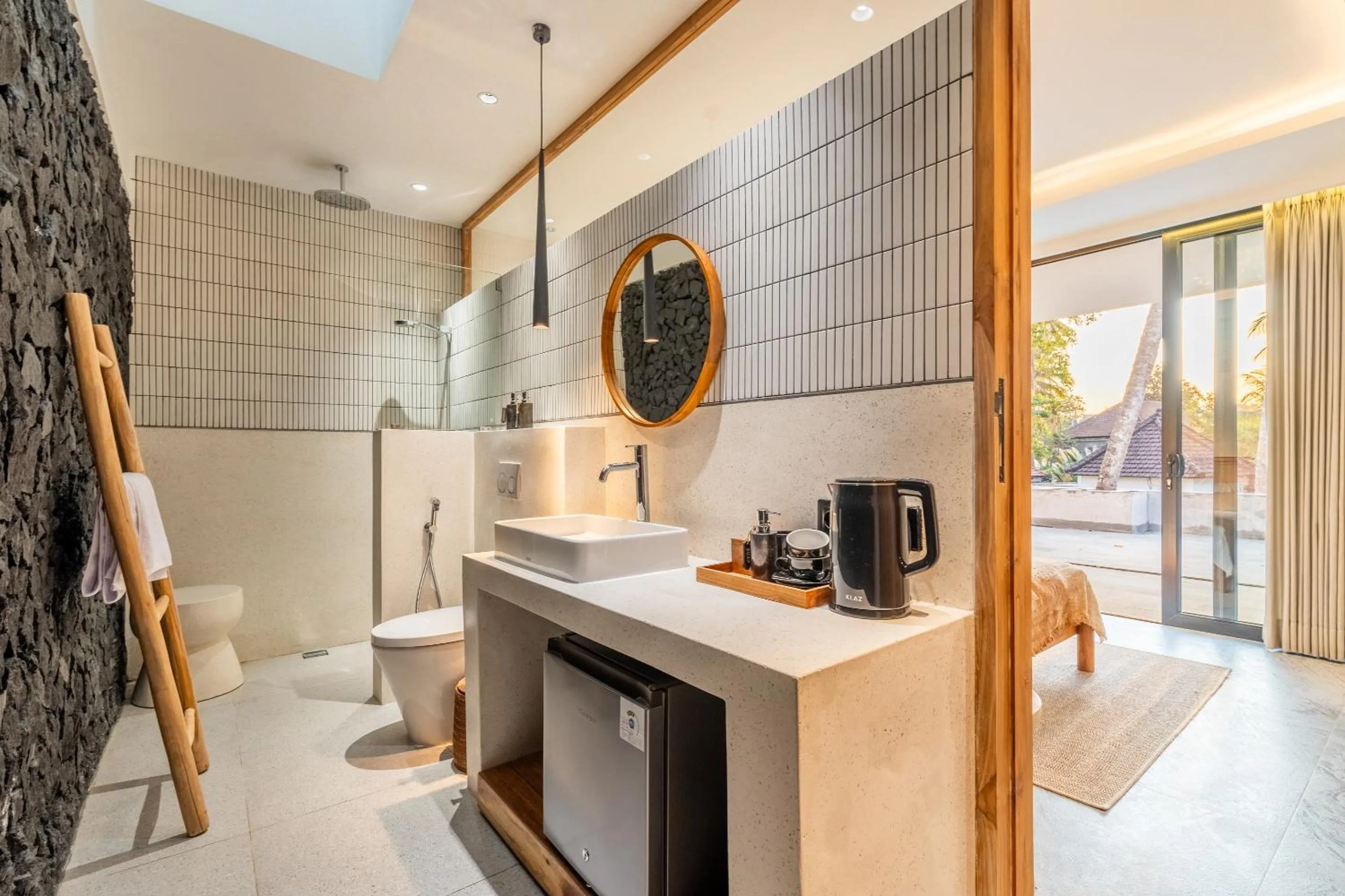 Shower in Happiness Apartments Bali Ubud