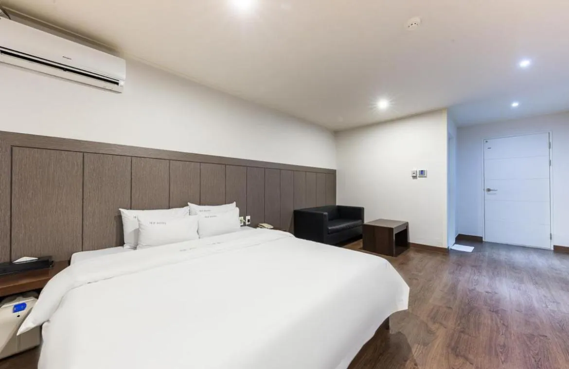 Bed in Daesan Hotel