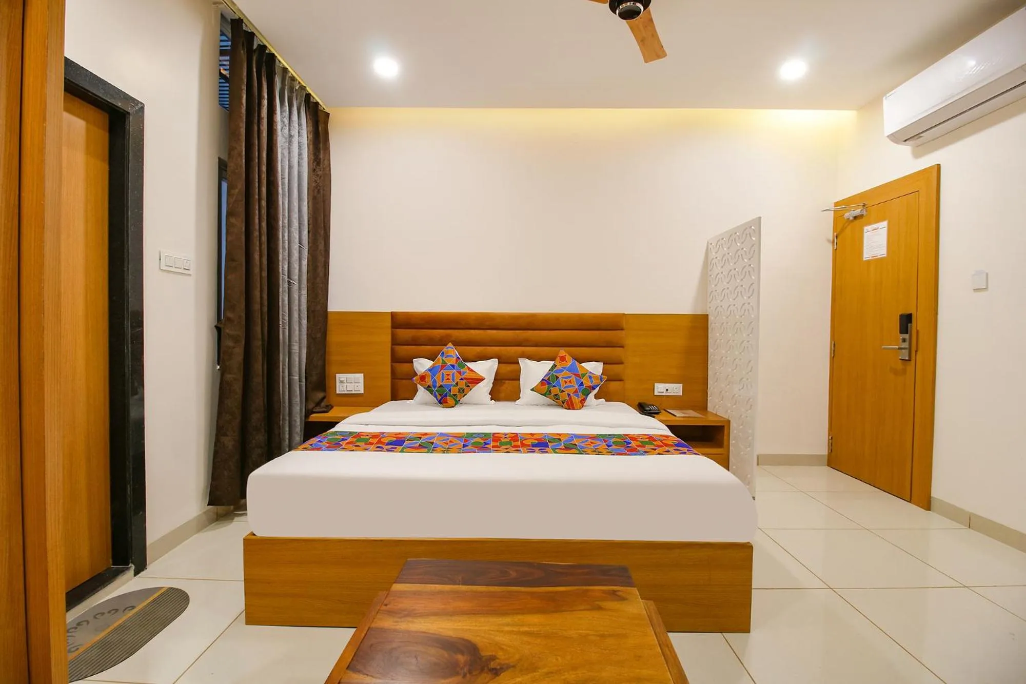 Bed in FabHotel The Gravity Inn