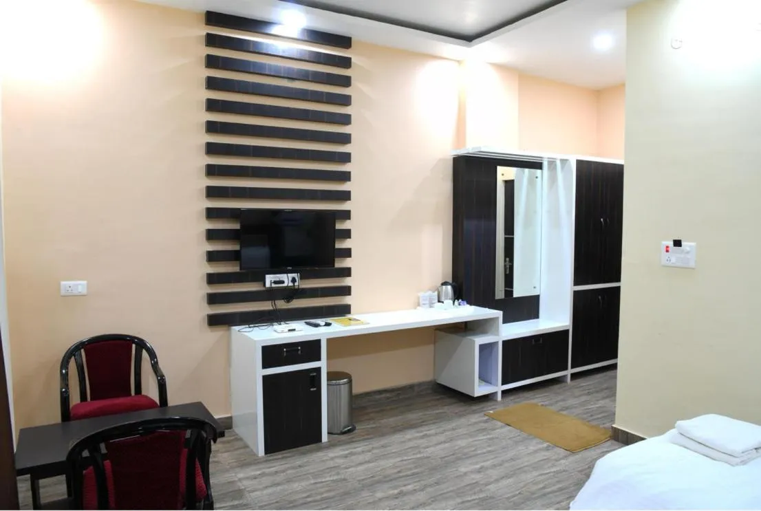 TV and multimedia, Bed in HOTEL MARIYA INTERNATIONAL