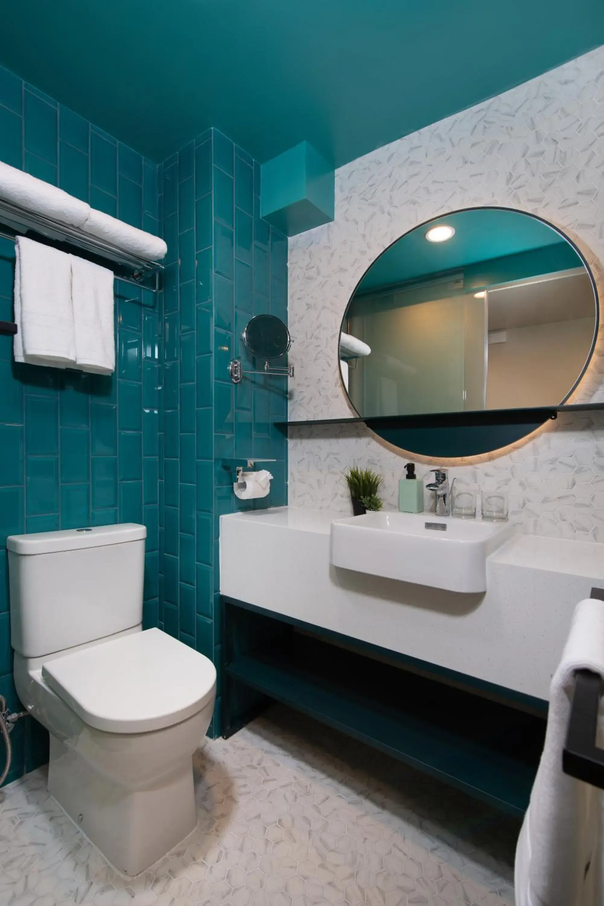 Side by side (Studio Twin) in lyf Cebu City managed by The Ascott Limited Side by side (Studio Twin) in lyf Cebu City managed by The Ascott Limited