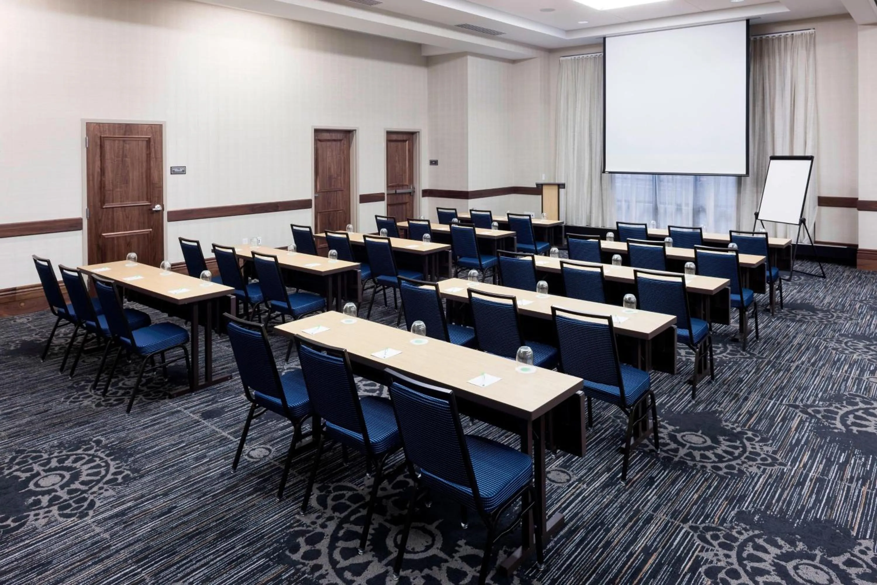 Meeting/conference room in Residence Inn by Marriott Richmond Downtown