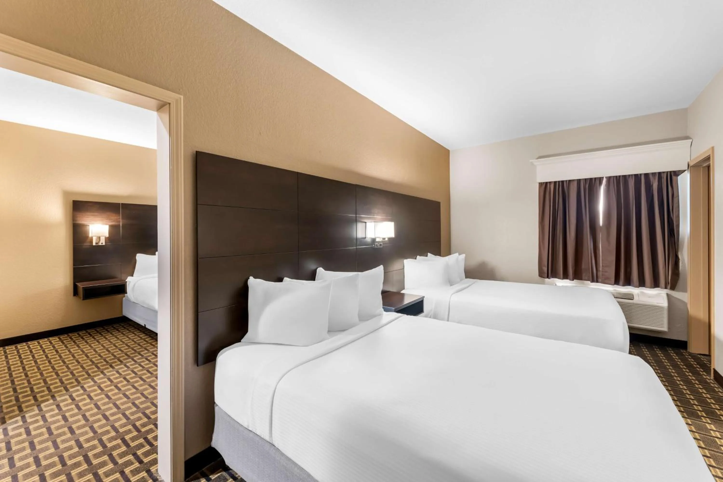 Bedroom, Bed in Best Western Halito Inn