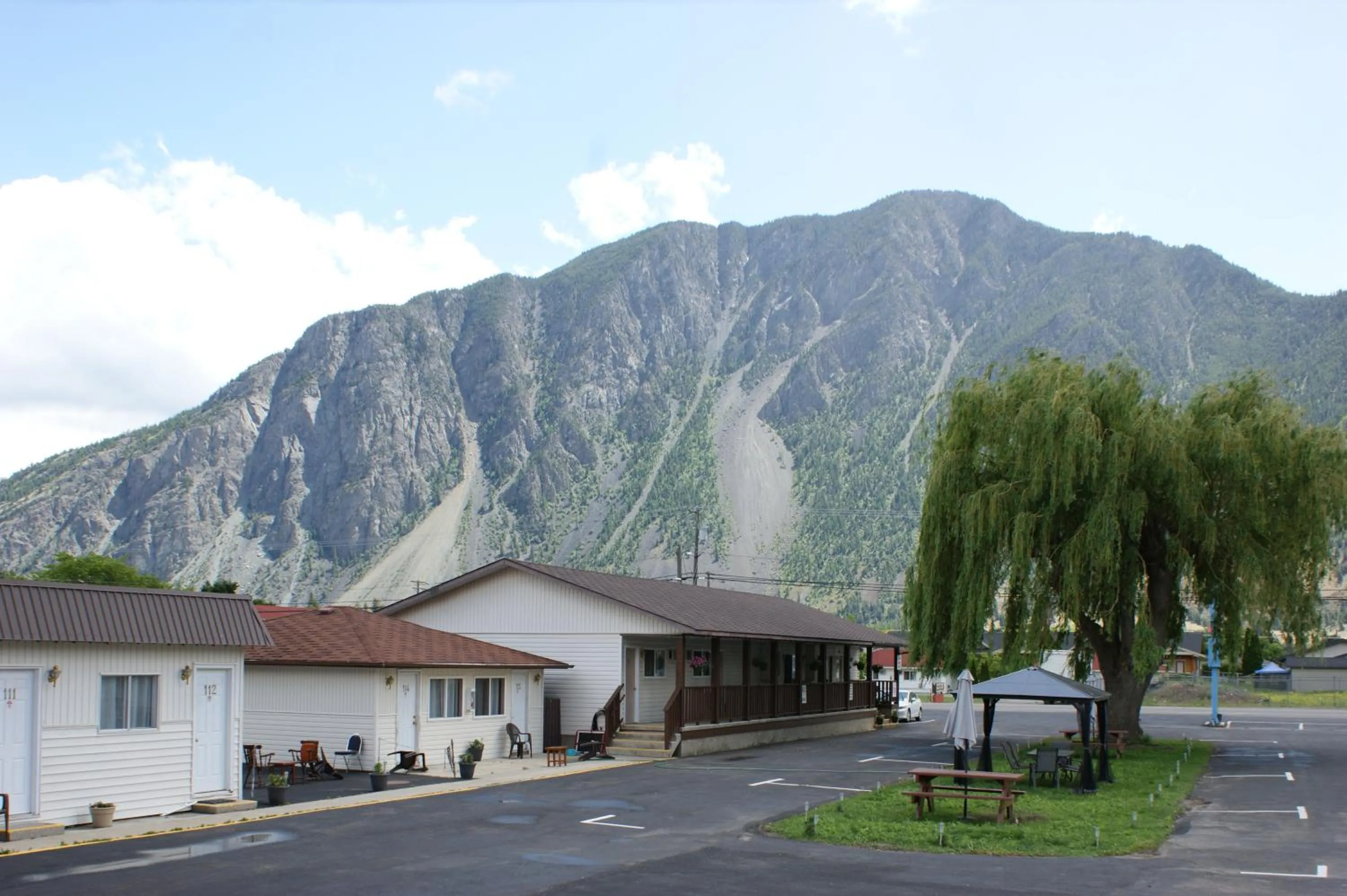 Area and facilities in Elks Motel