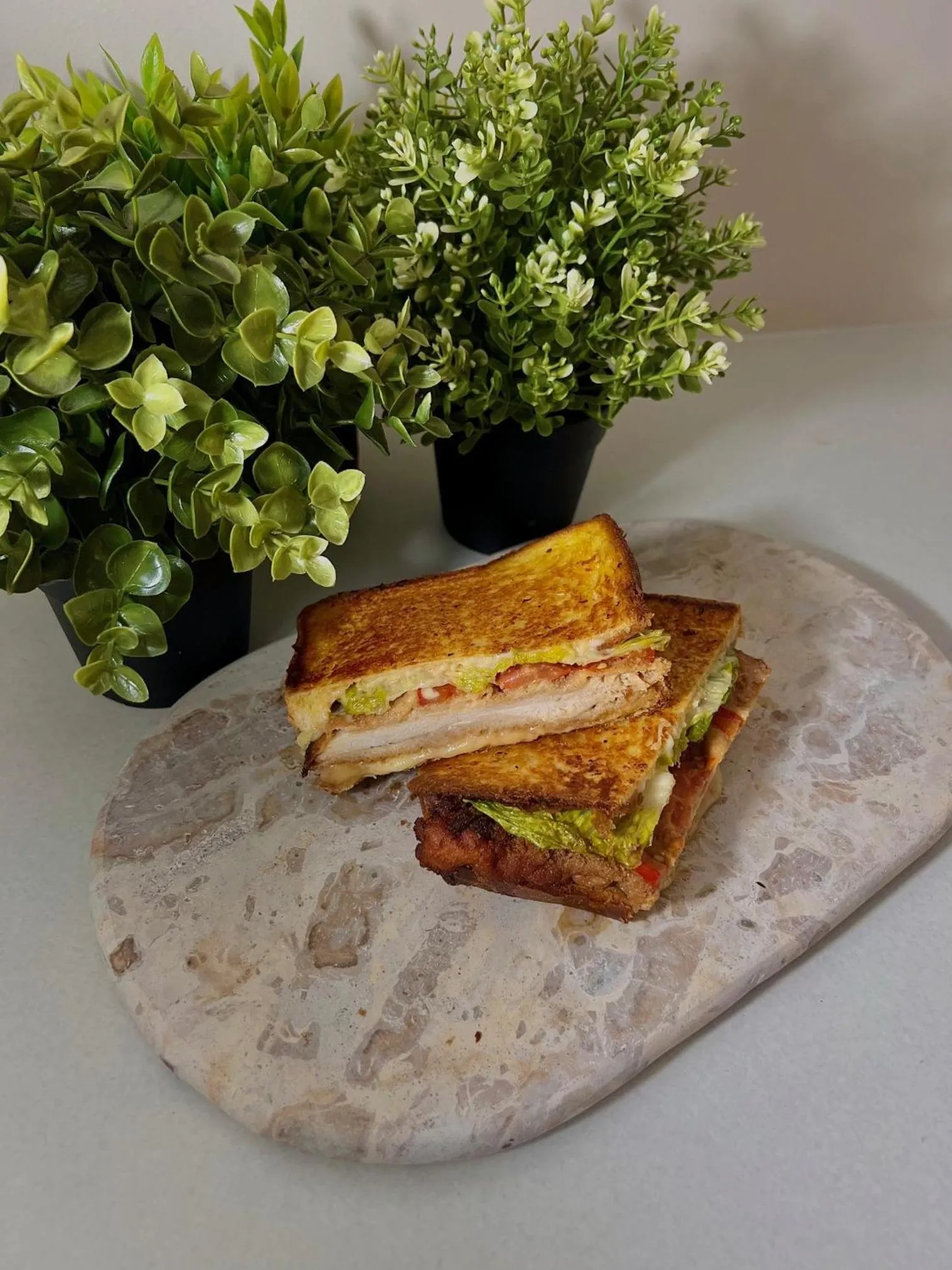 Restaurant/places to eat in Quest Melbourne Airport