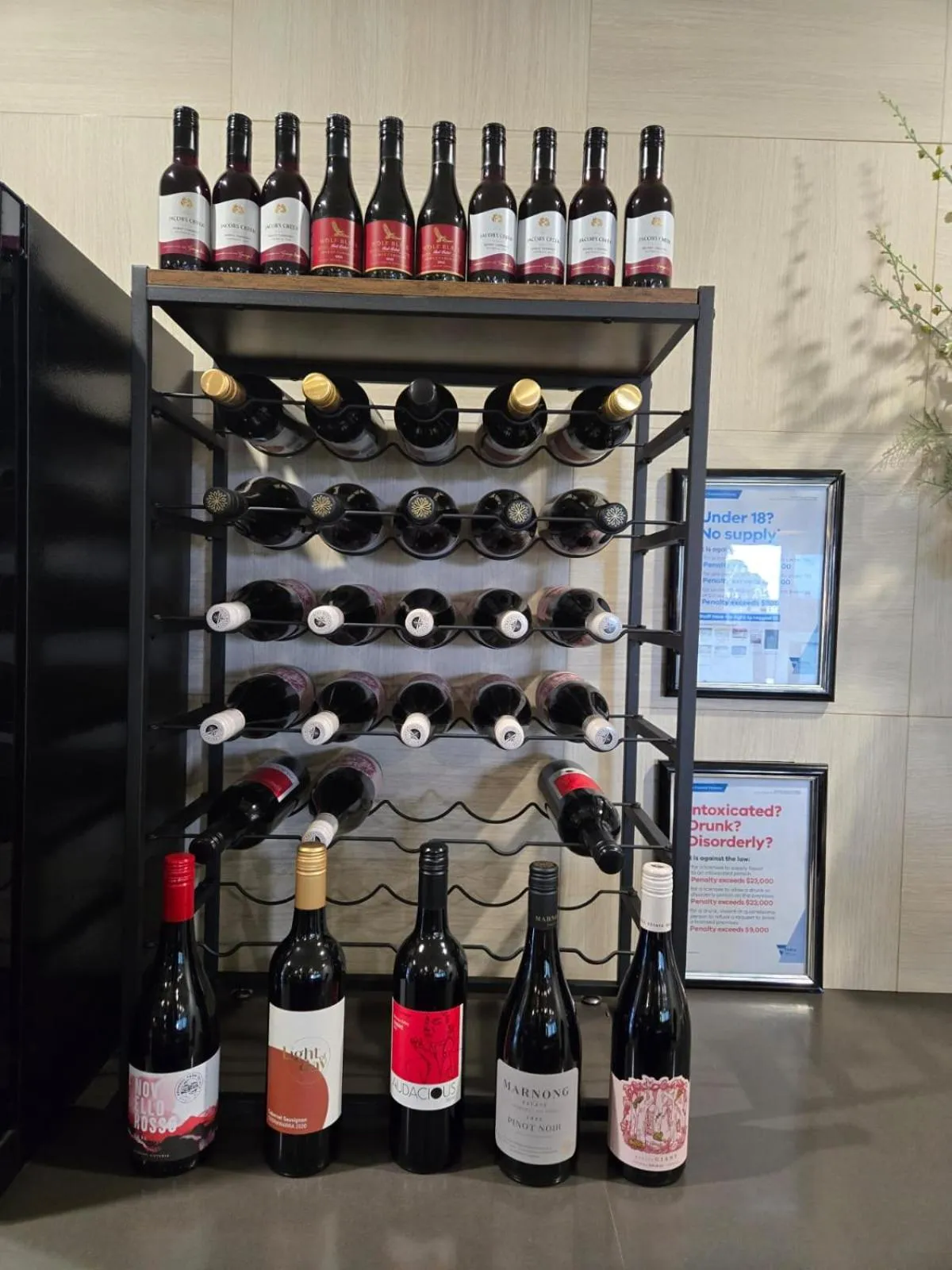 Alcoholic drinks in Quest Melbourne Airport