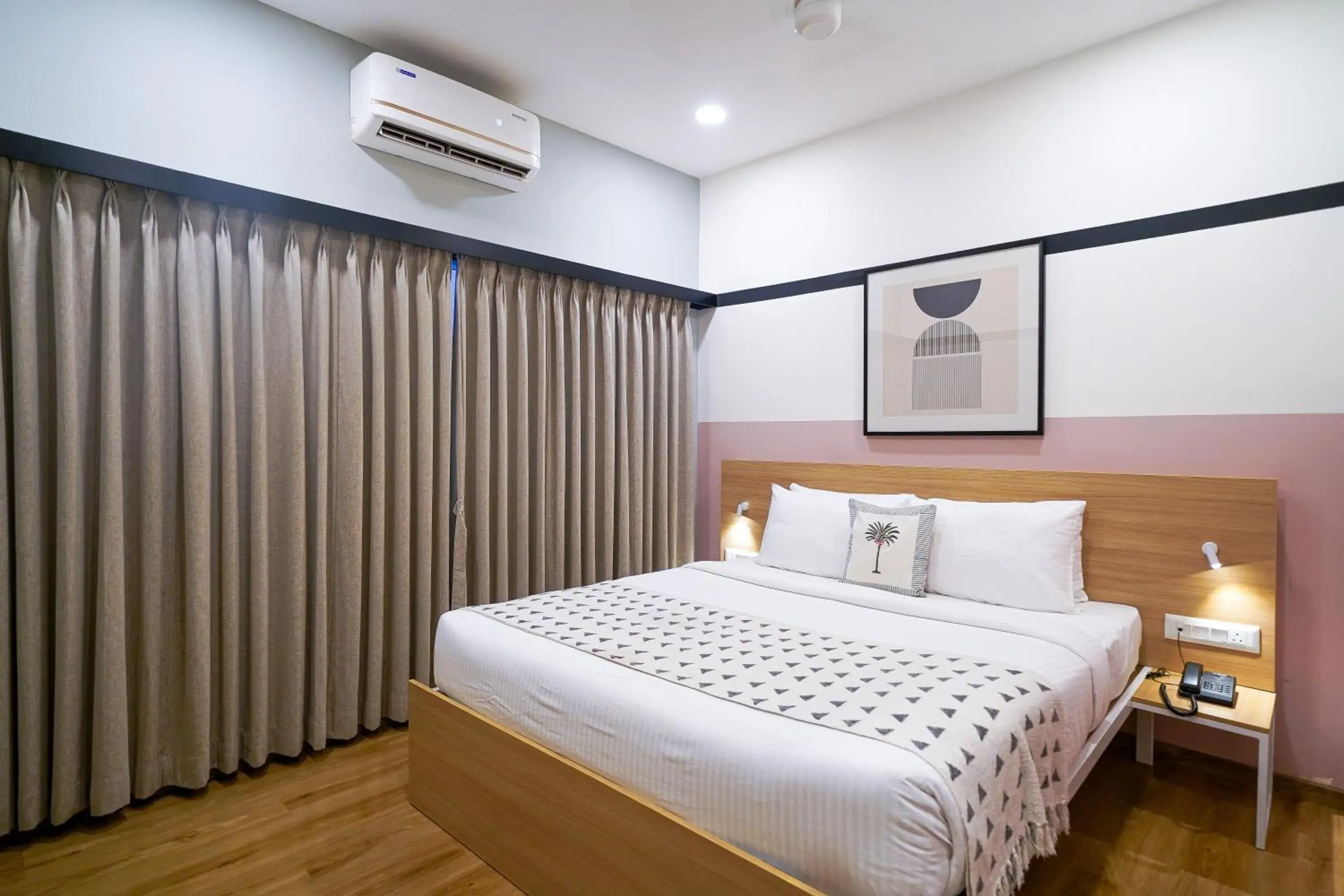 Standard Double Room in Olive Hotel Indiranagar 100Ft Road by Embassy Group Standard Double Room in Olive Hotel Indiranagar 100Ft Road by Embassy Group