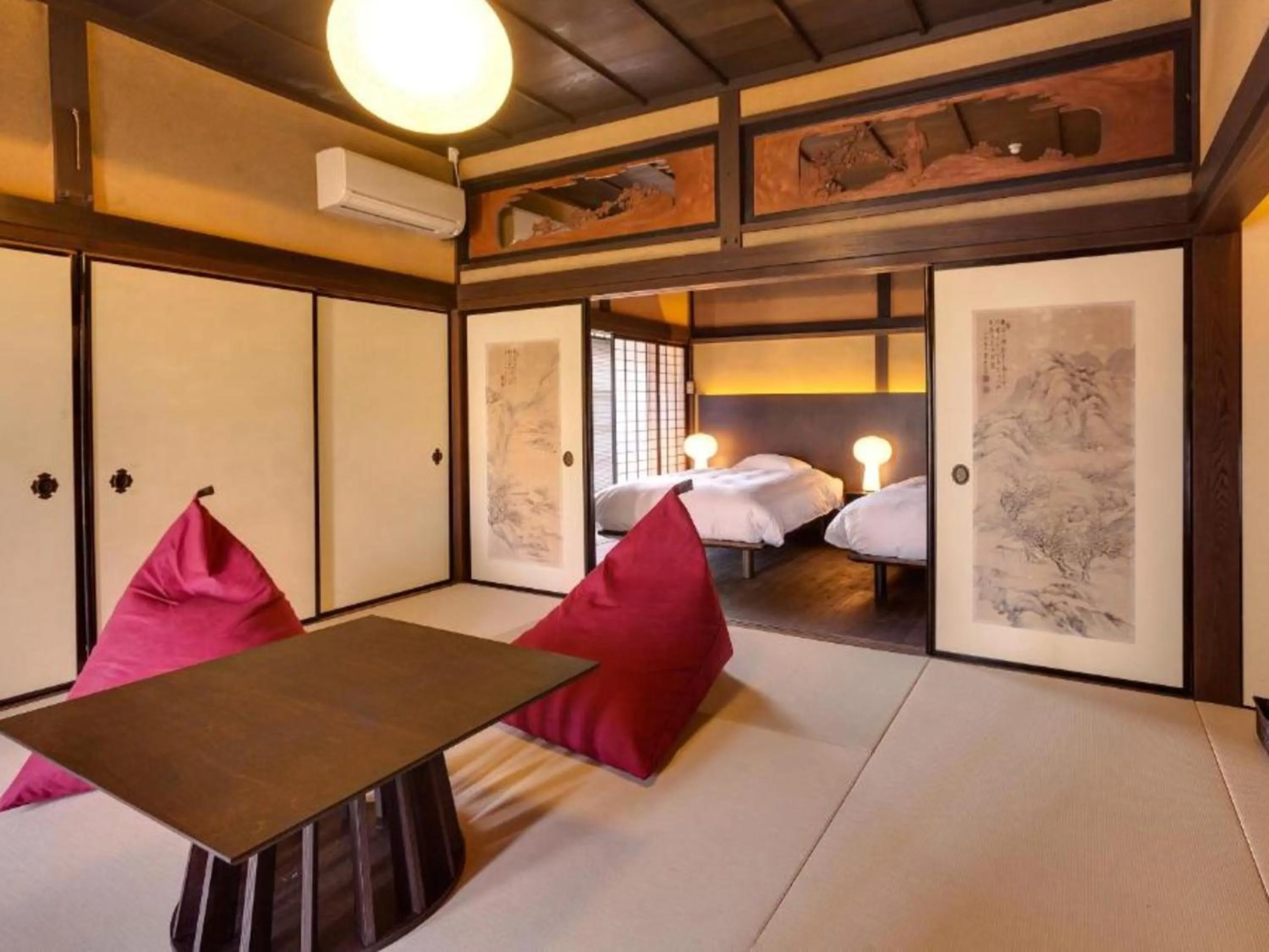 Photo of the whole room, Bed in EN Takeda Castle Town Hotel