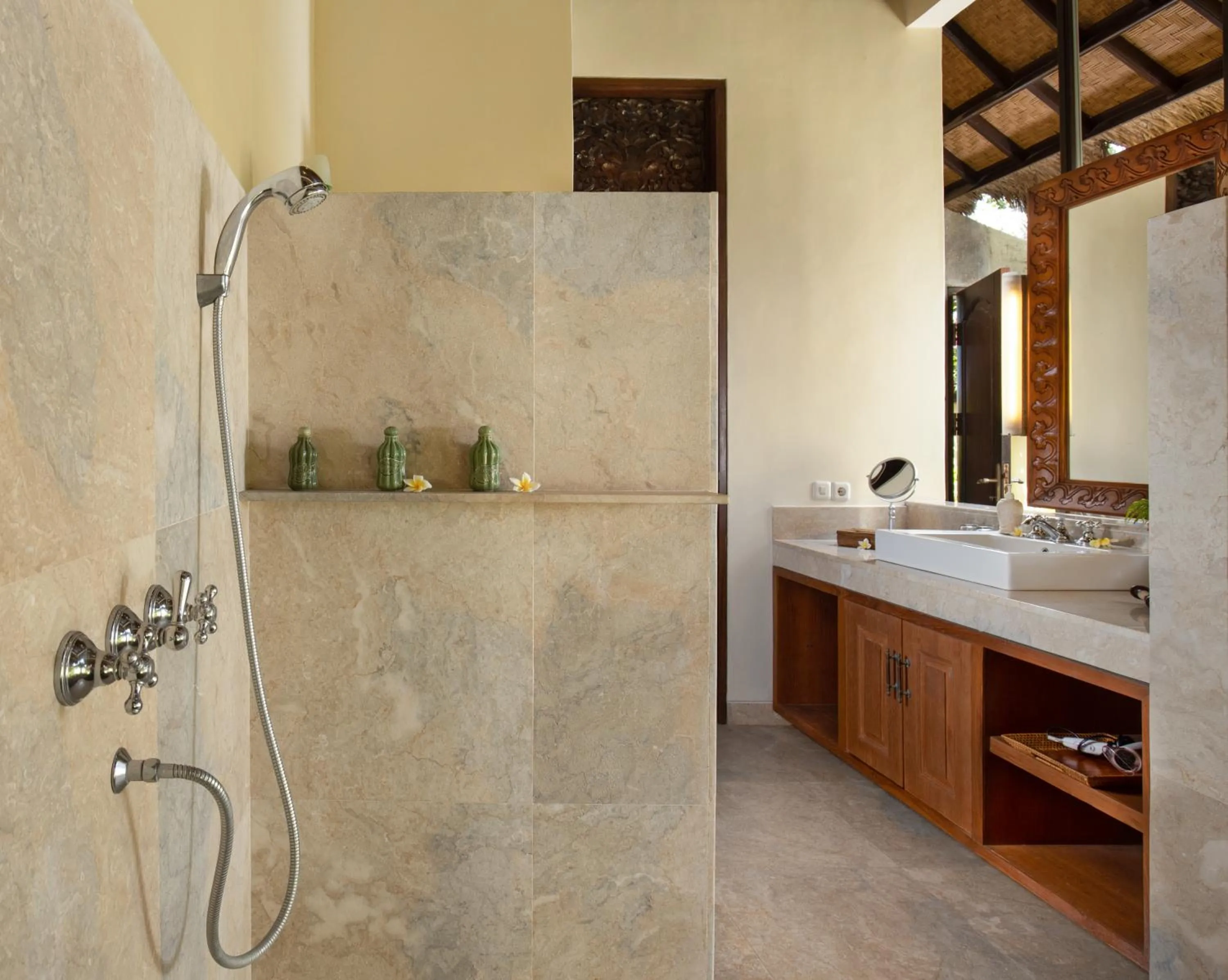 Bathroom in Alam Anda Ocean Front Resort & Spa Dive Resort