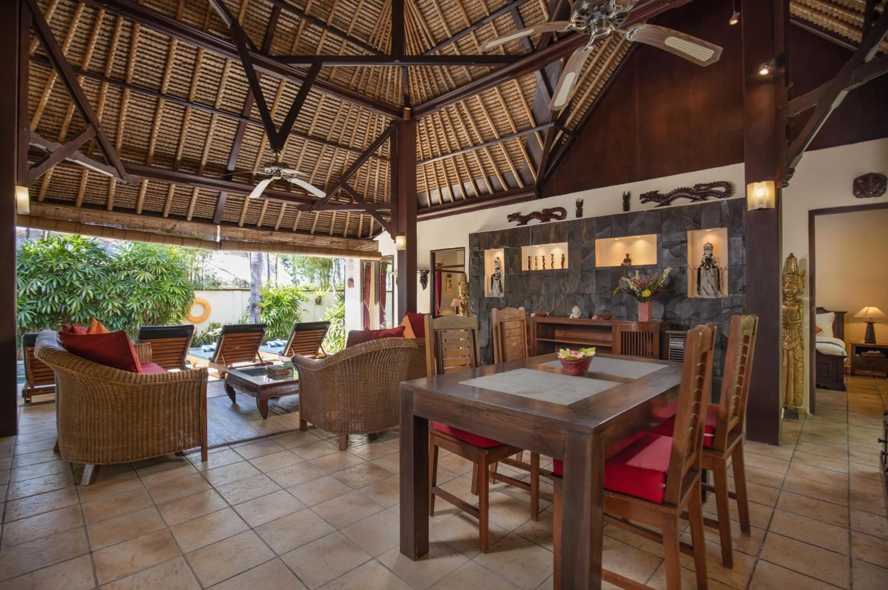 Dining area in Alam Anda Ocean Front Resort & Spa Dive Resort