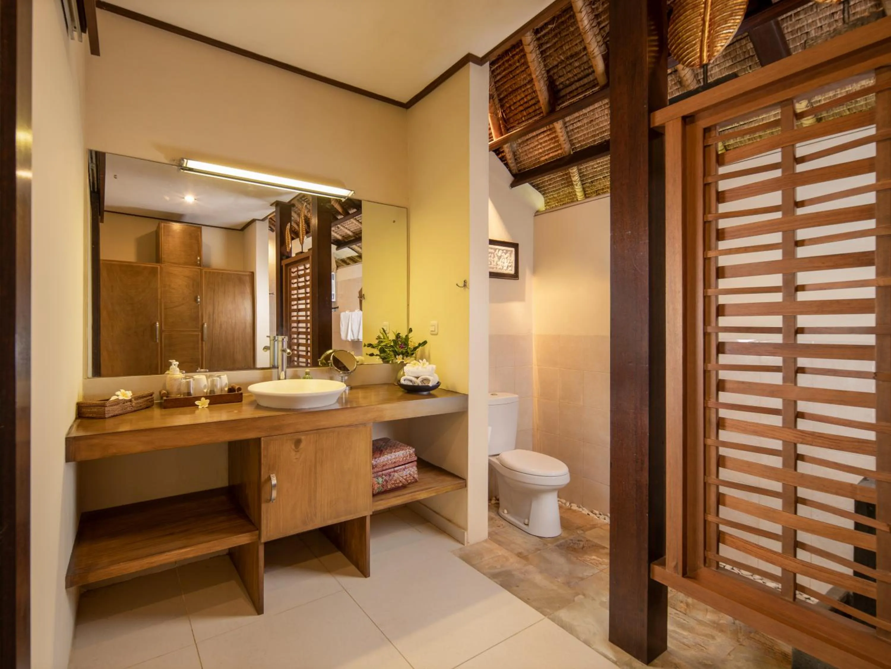 Bathroom in Alam Anda Ocean Front Resort & Spa Dive Resort