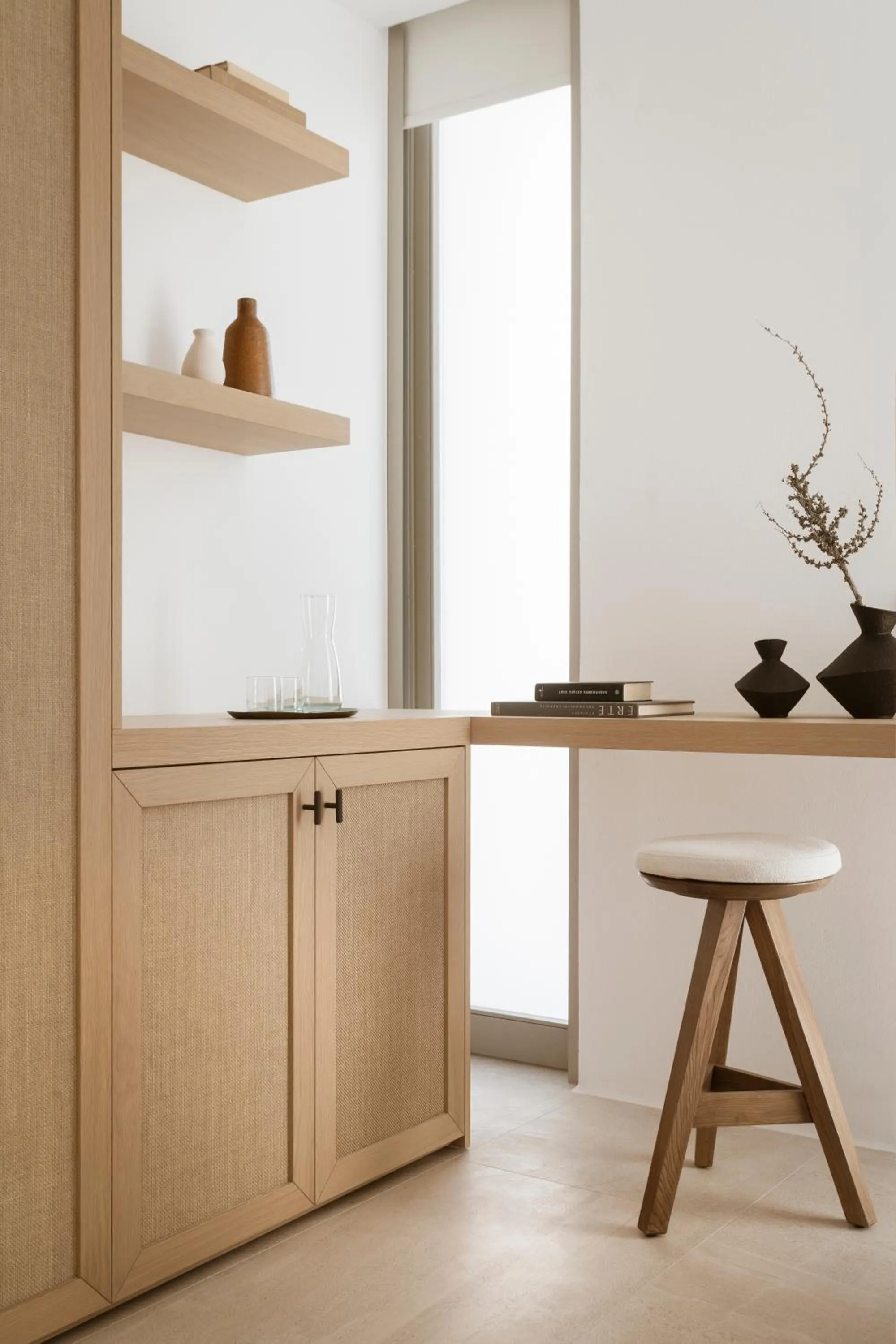 wardrobe in Mykonos Flow - Super Paradise