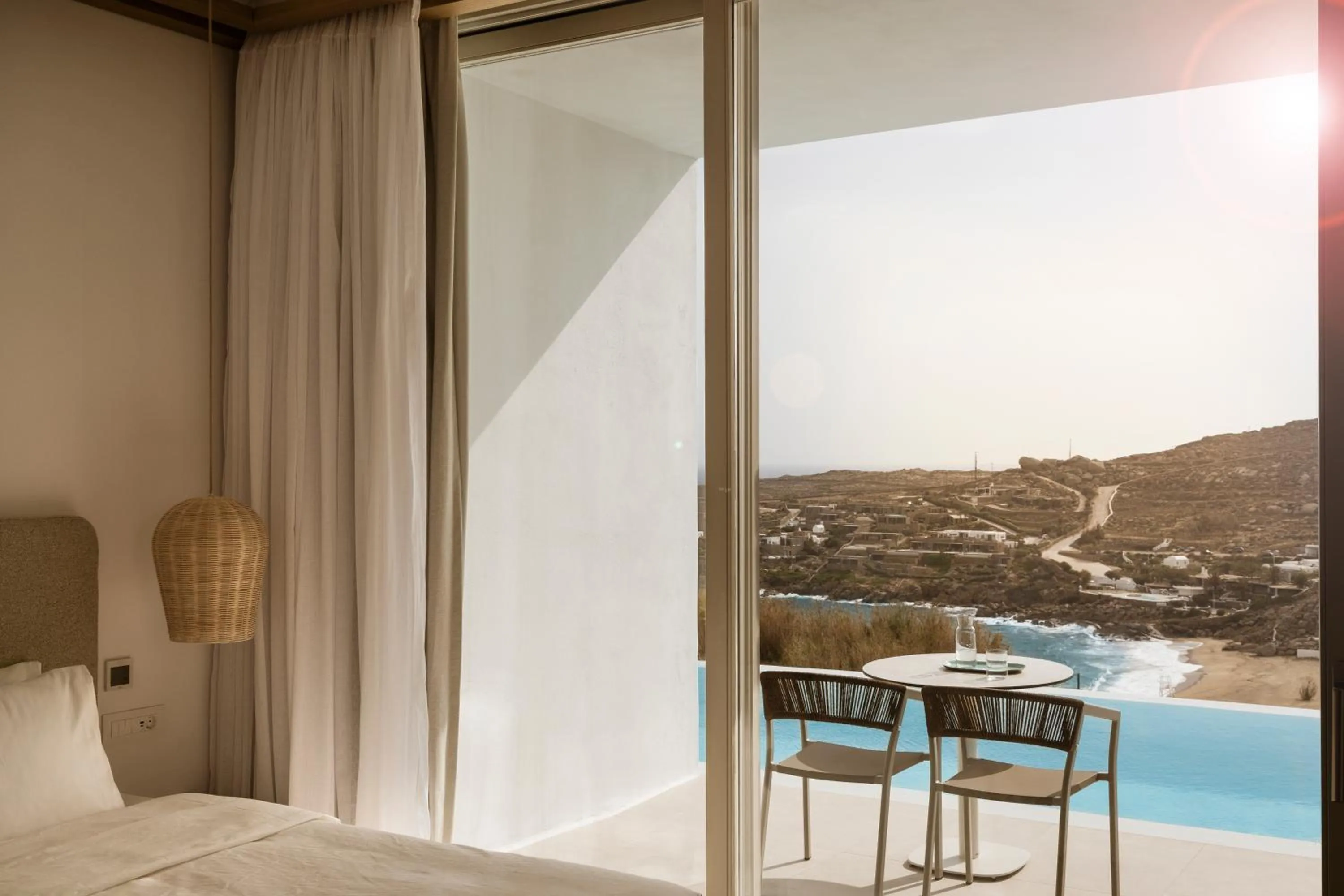 Bed in Mykonos Flow - Super Paradise