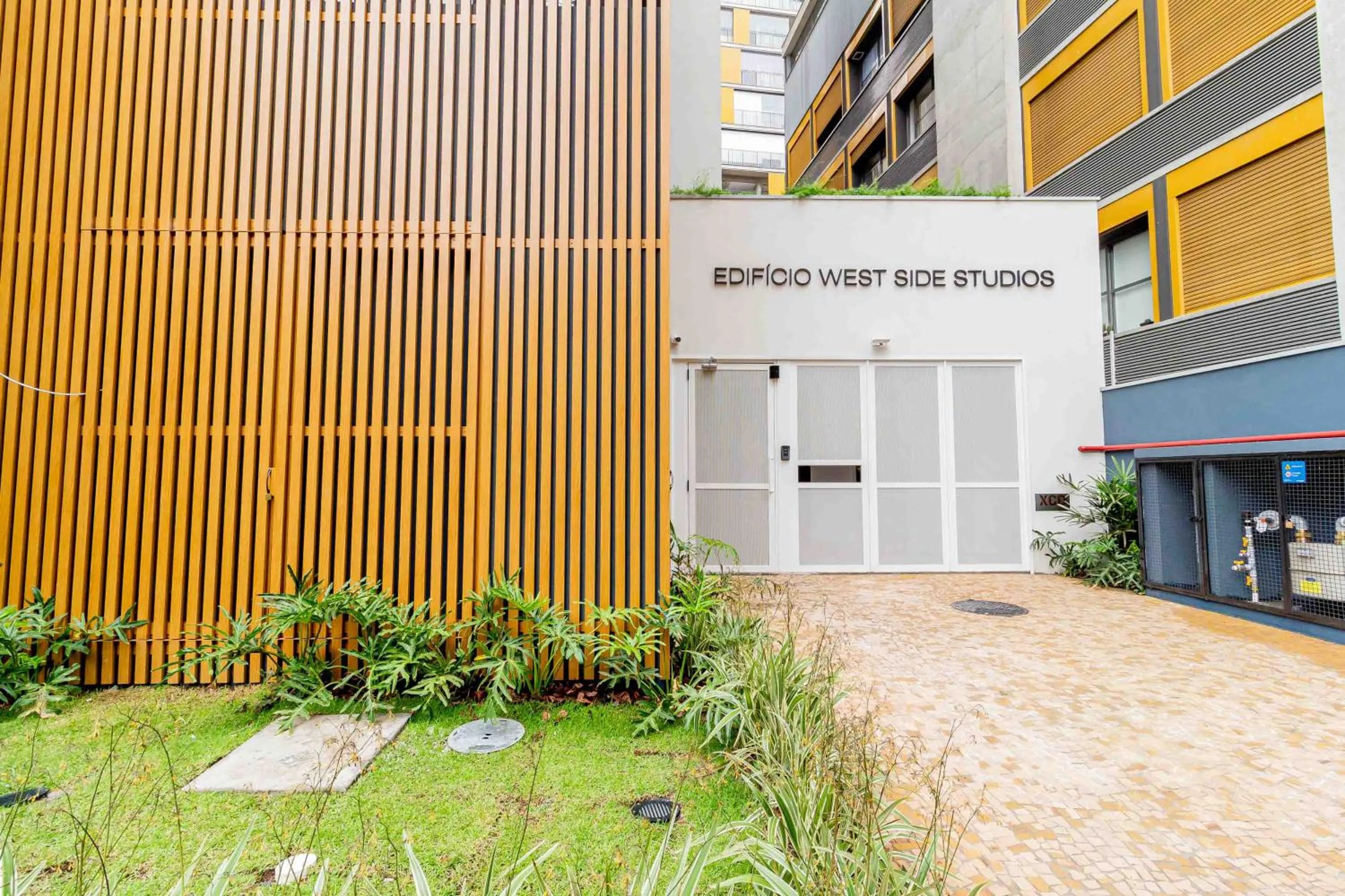 Property building in Charlie Harmonia Vila Madalena