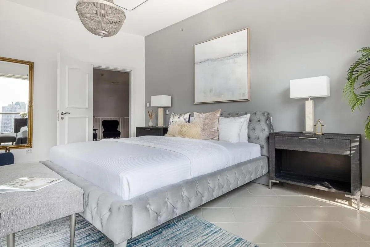 Frank Porter - Marina Terrace Tower