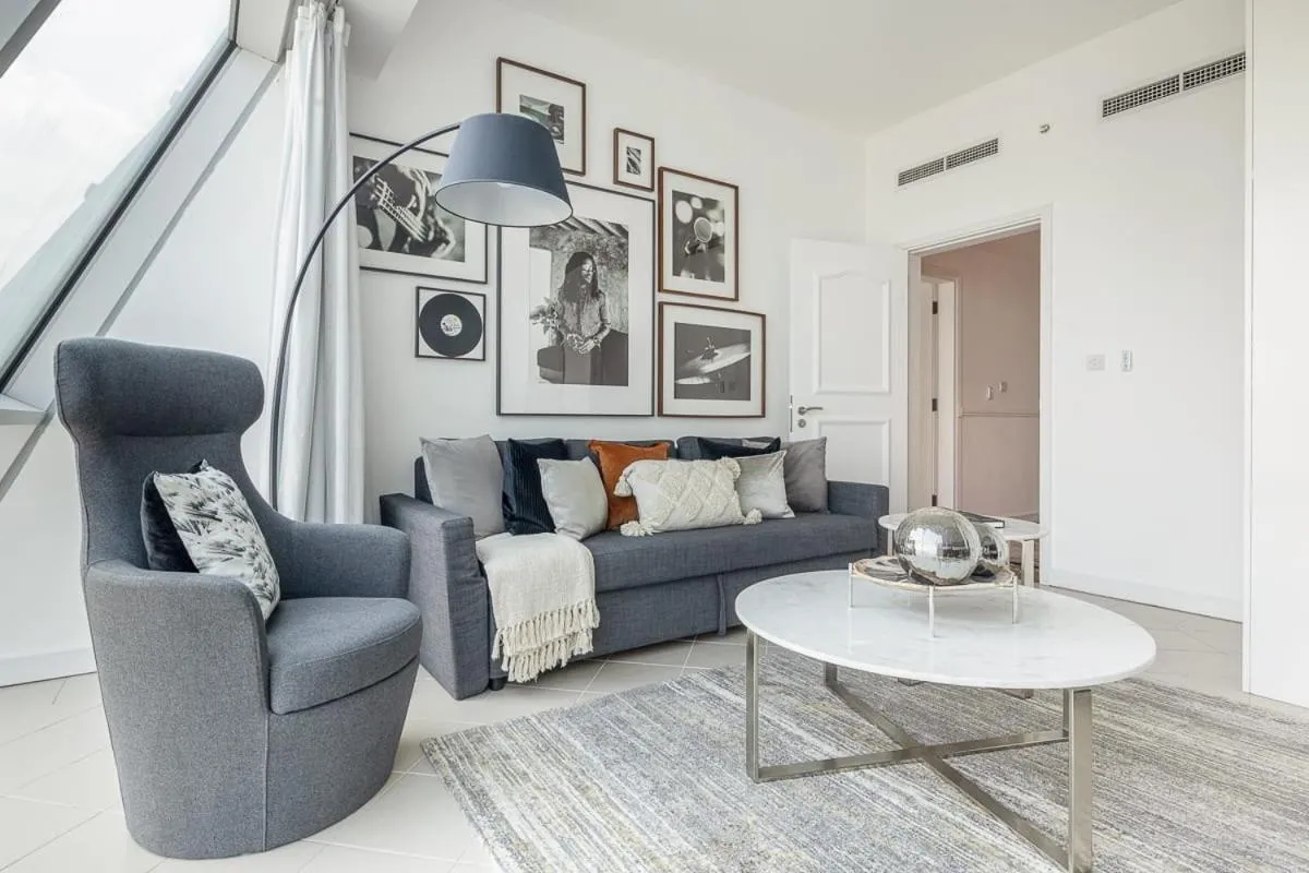 Frank Porter - Marina Terrace Tower