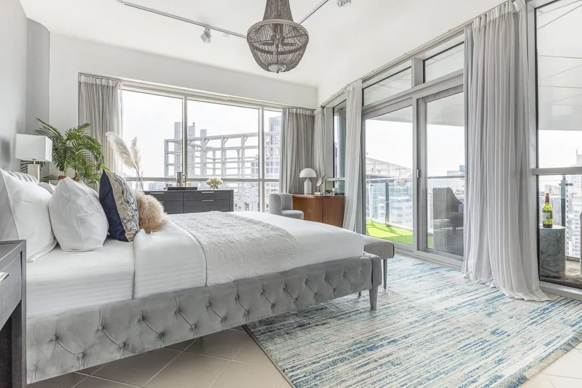 Frank Porter - Marina Terrace Tower