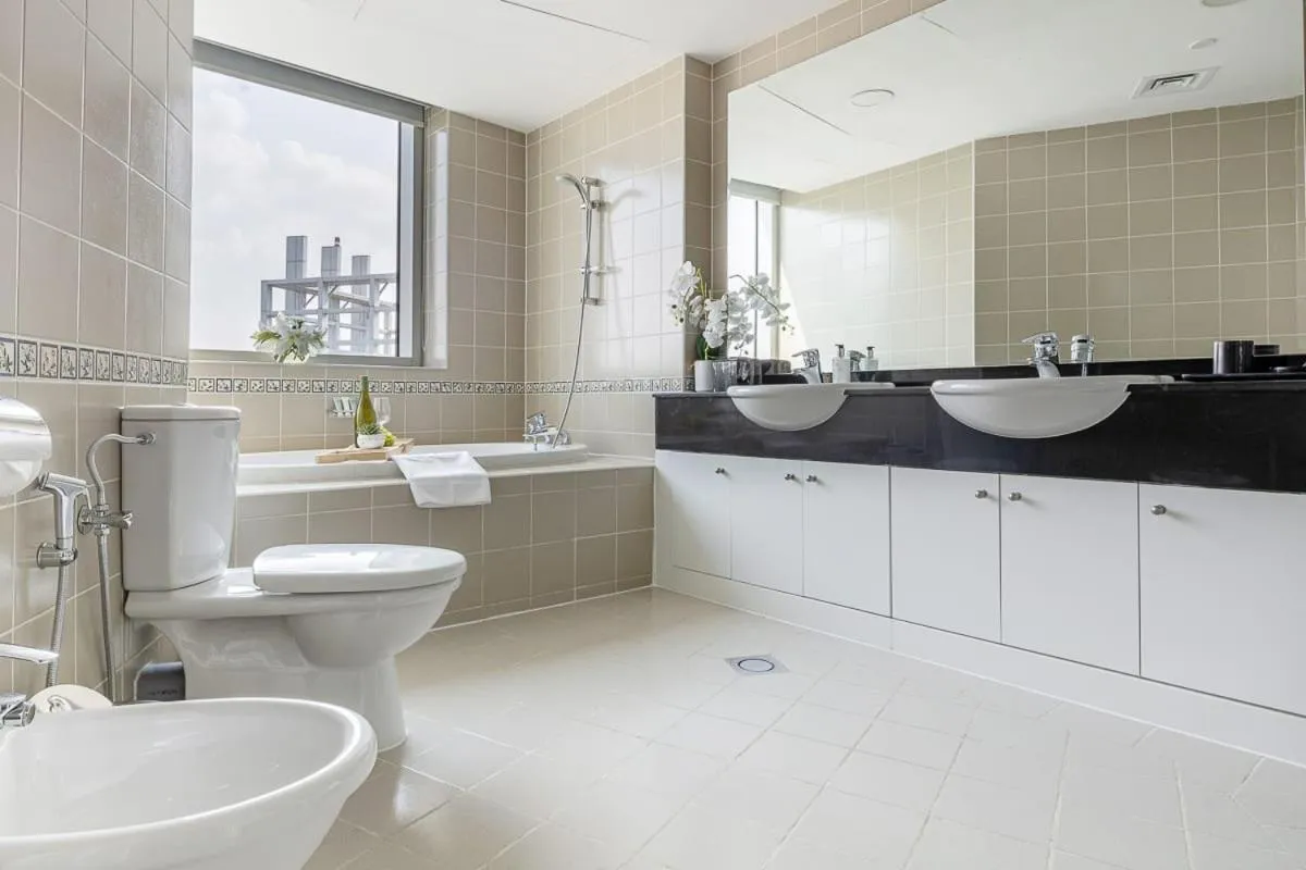 Frank Porter - Marina Terrace Tower