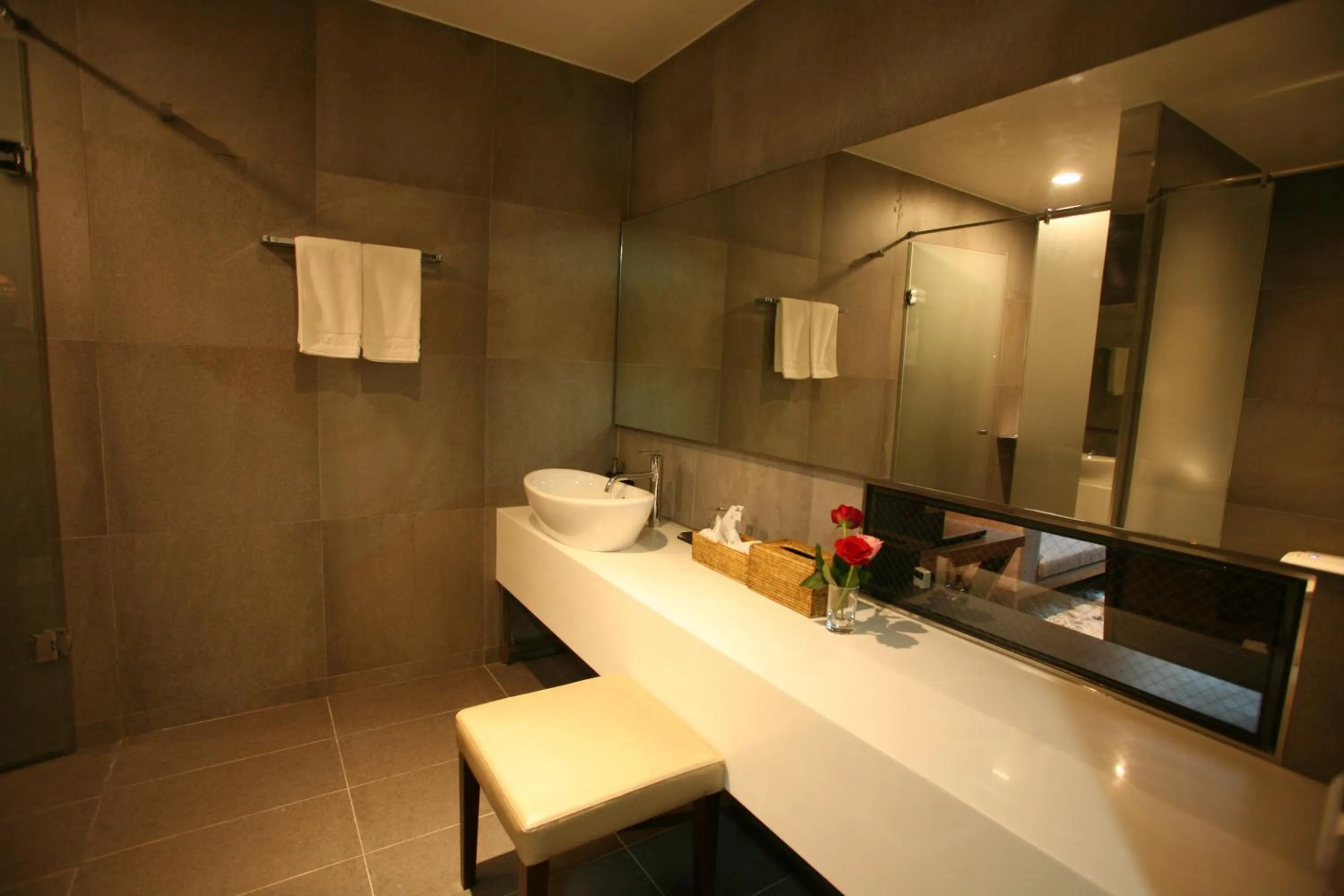 Bathroom in Hyunjin Tourist Hotel