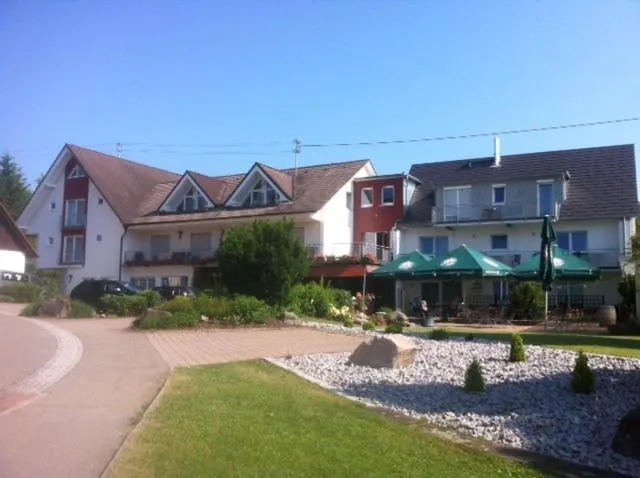 Facade/entrance in Landhotel zur Linde