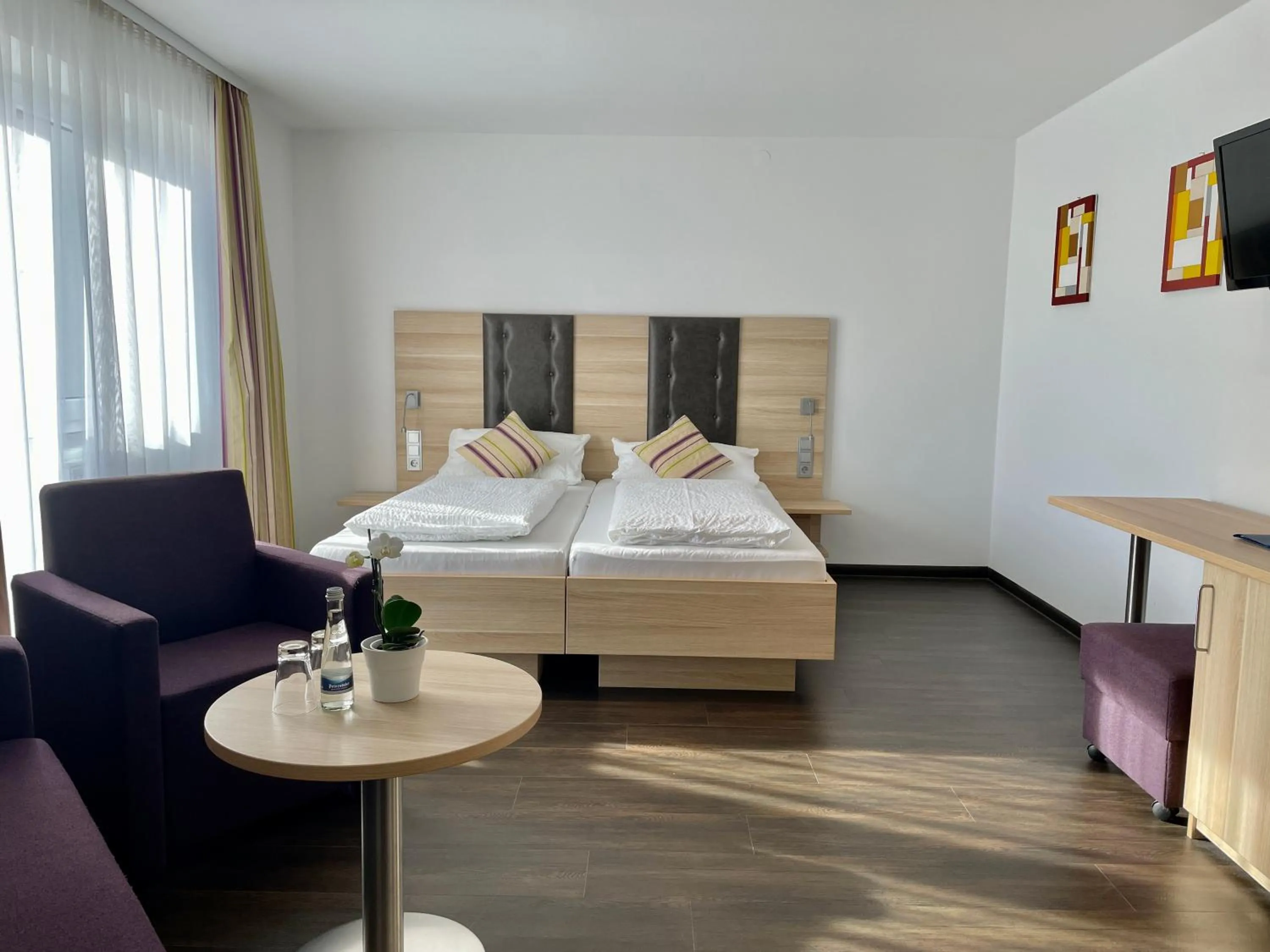 Photo of the whole room, Bed in Landhotel zur Linde