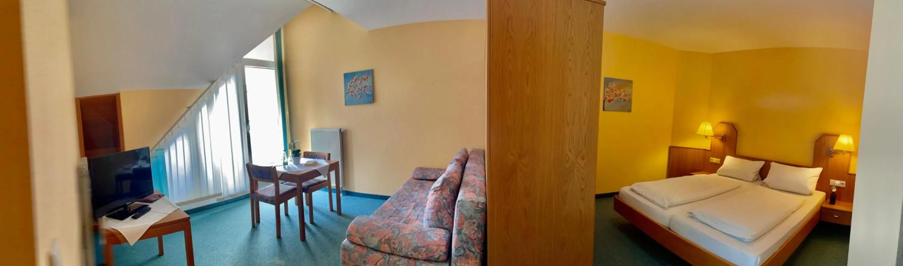 Photo of the whole room, Bed in Landhotel zur Linde