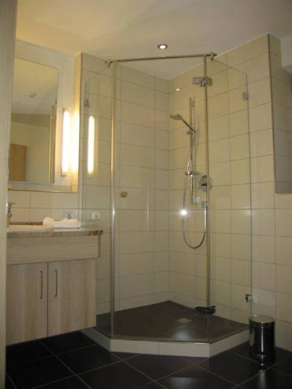 Shower in Landhotel zur Linde
