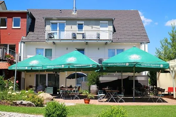 Garden in Landhotel zur Linde