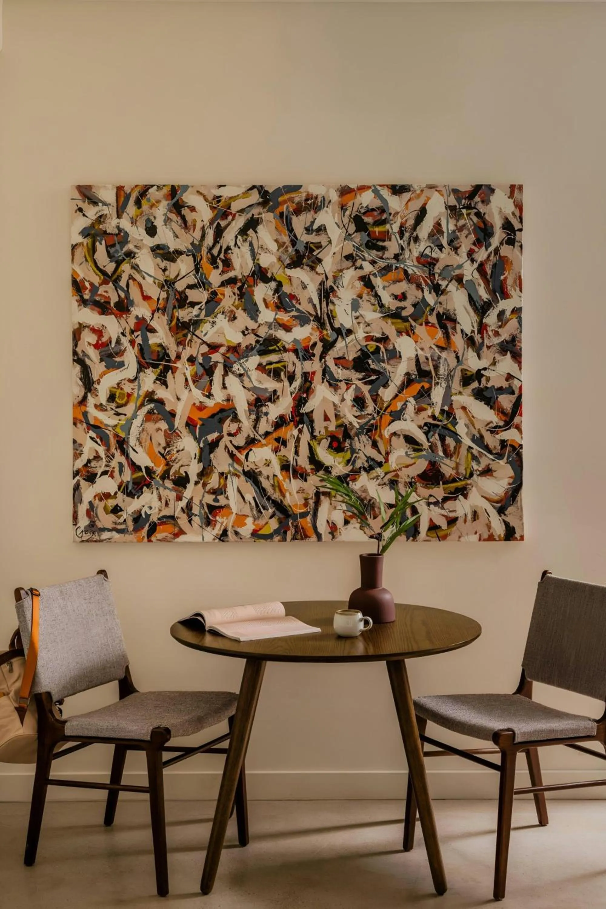 Photo of the whole room in Sonder by Marriott Bonvoy The Craftsman Apartments Downtown LA