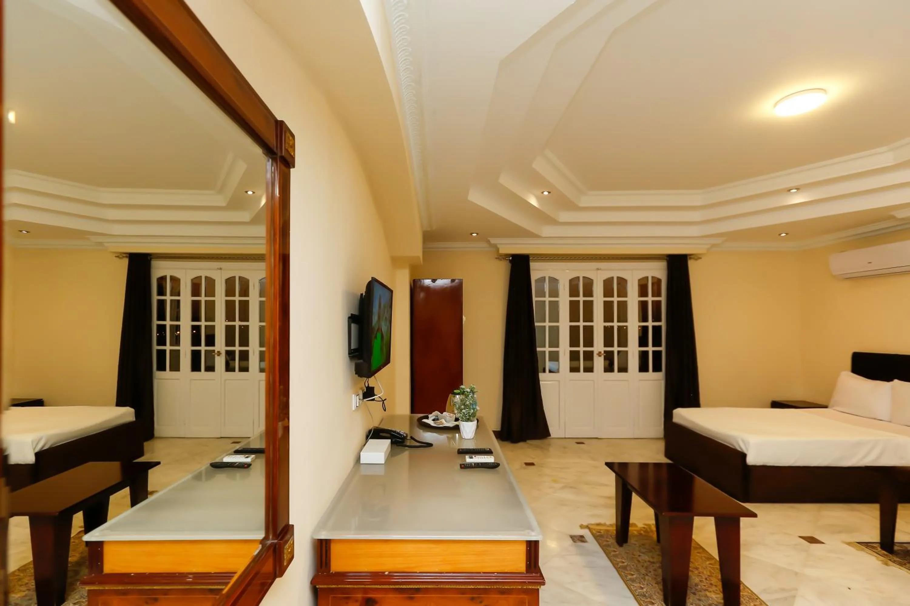 Bed in Turquoise Pyramids palace