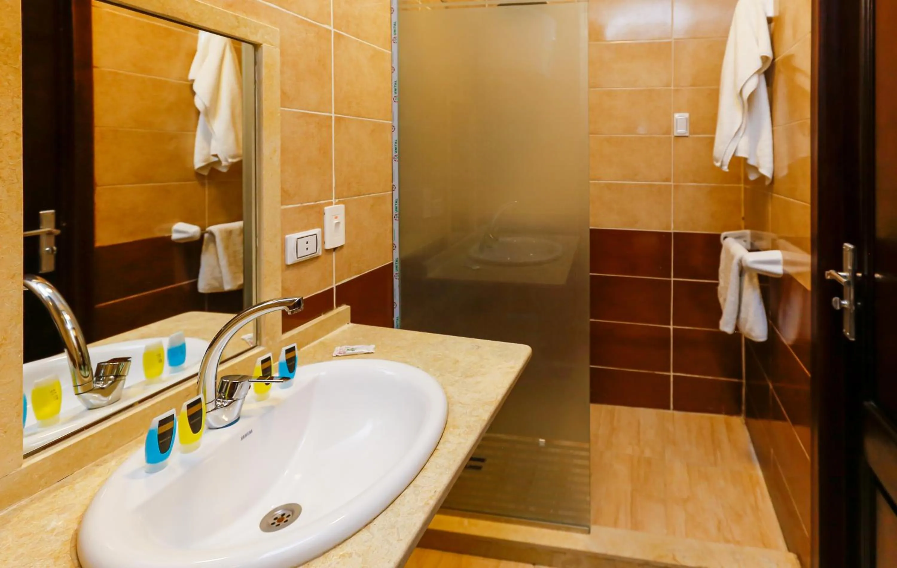 Turquoise Pyramids palace