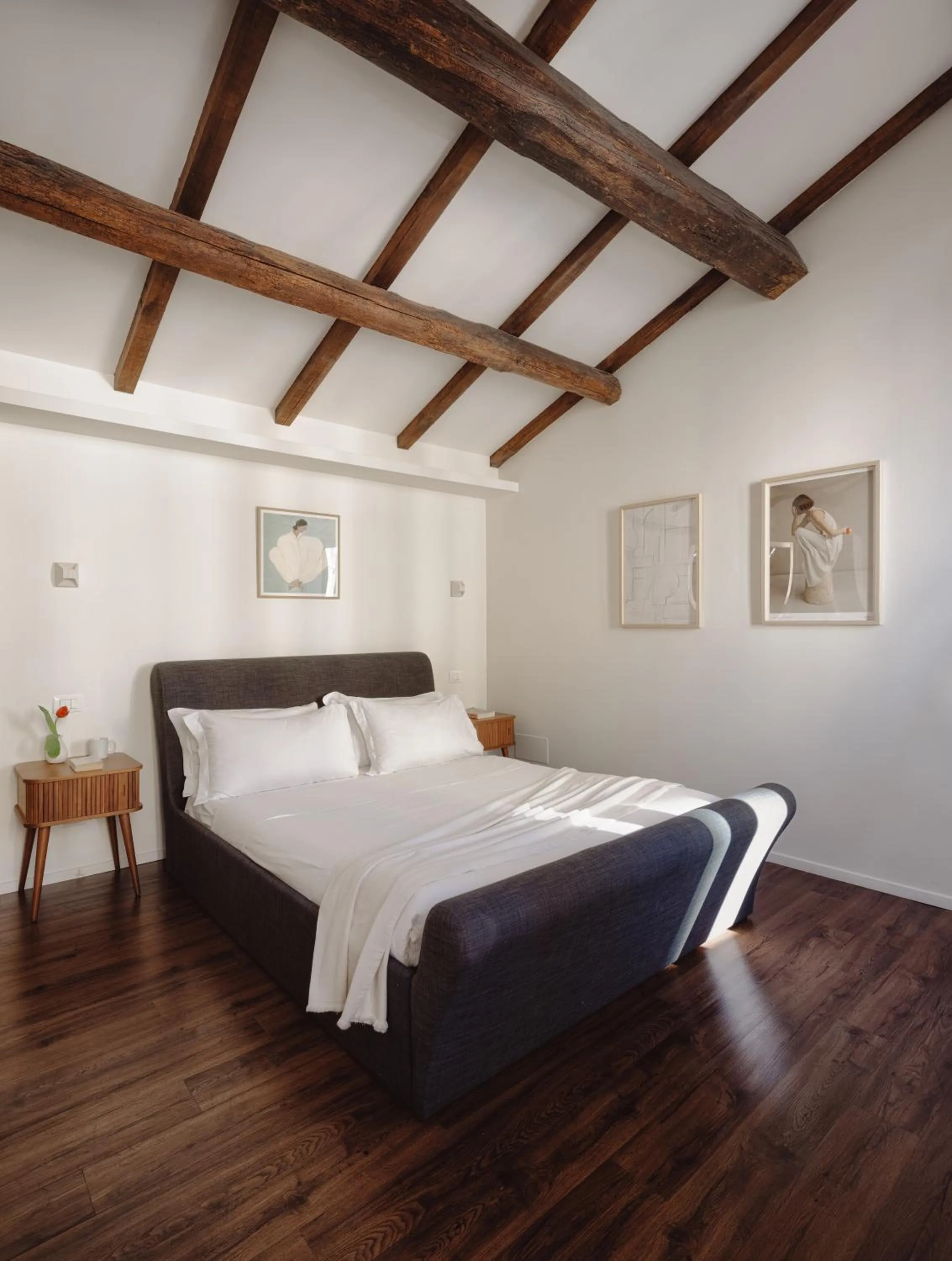 Bed in YourSuiteRome