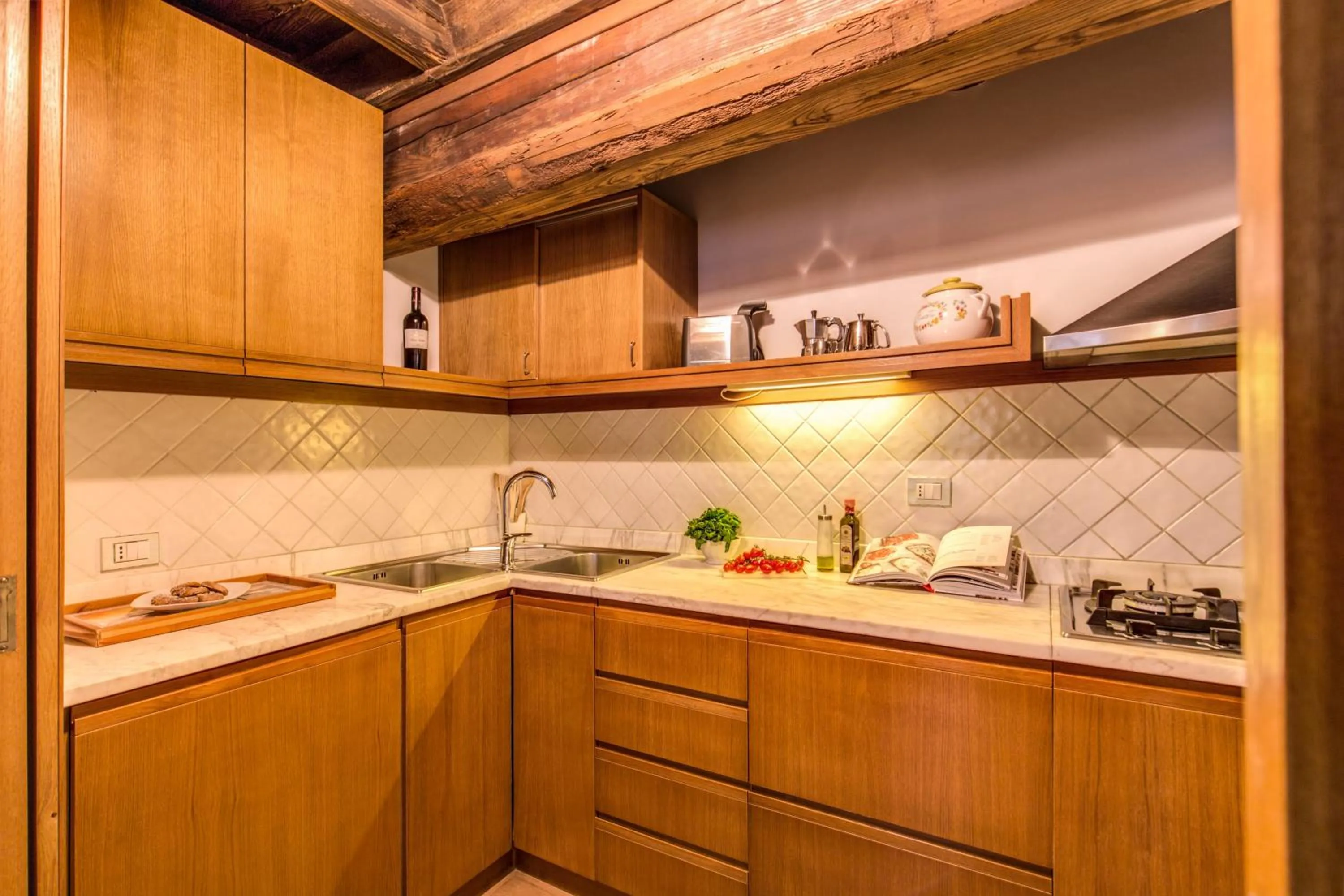 Kitchen or kitchenette in YourSuiteRome