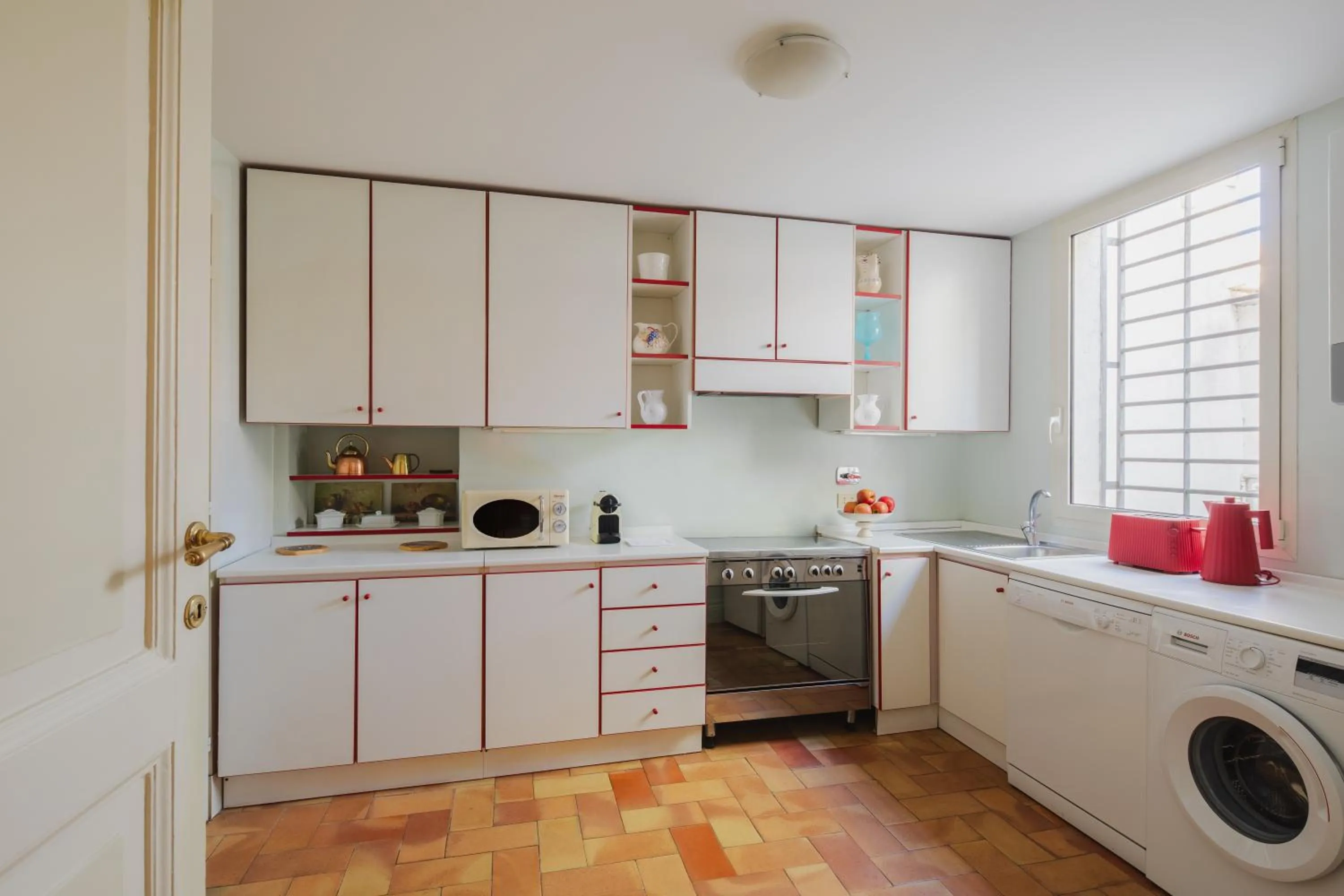 Kitchen or kitchenette in YourSuiteRome