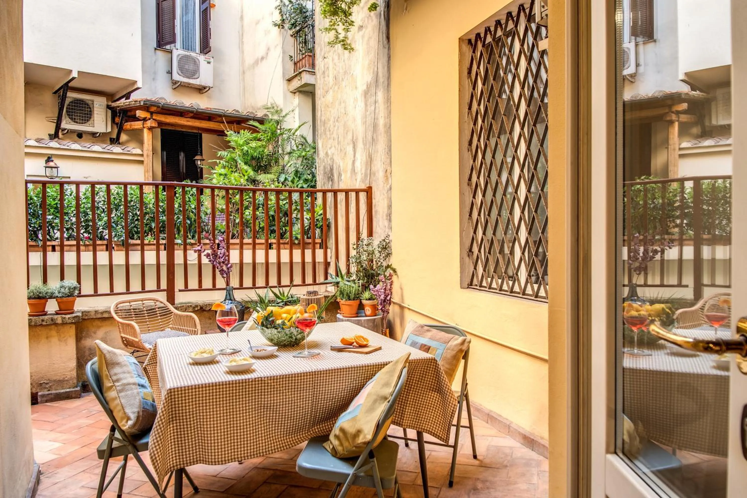 Balcony/Terrace in YourSuiteRome